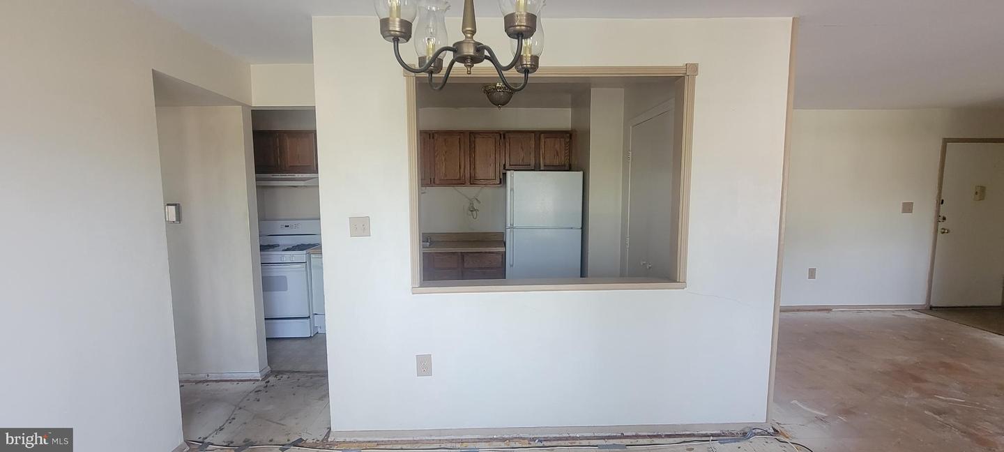 12705 DARA DR #103, WOODBRIDGE, Virginia 22192, 2 Bedrooms Bedrooms, 5 Rooms Rooms,1 BathroomBathrooms,Residential,For sale,12705 DARA DR #103,VAPW2091852 MLS # VAPW2091852
