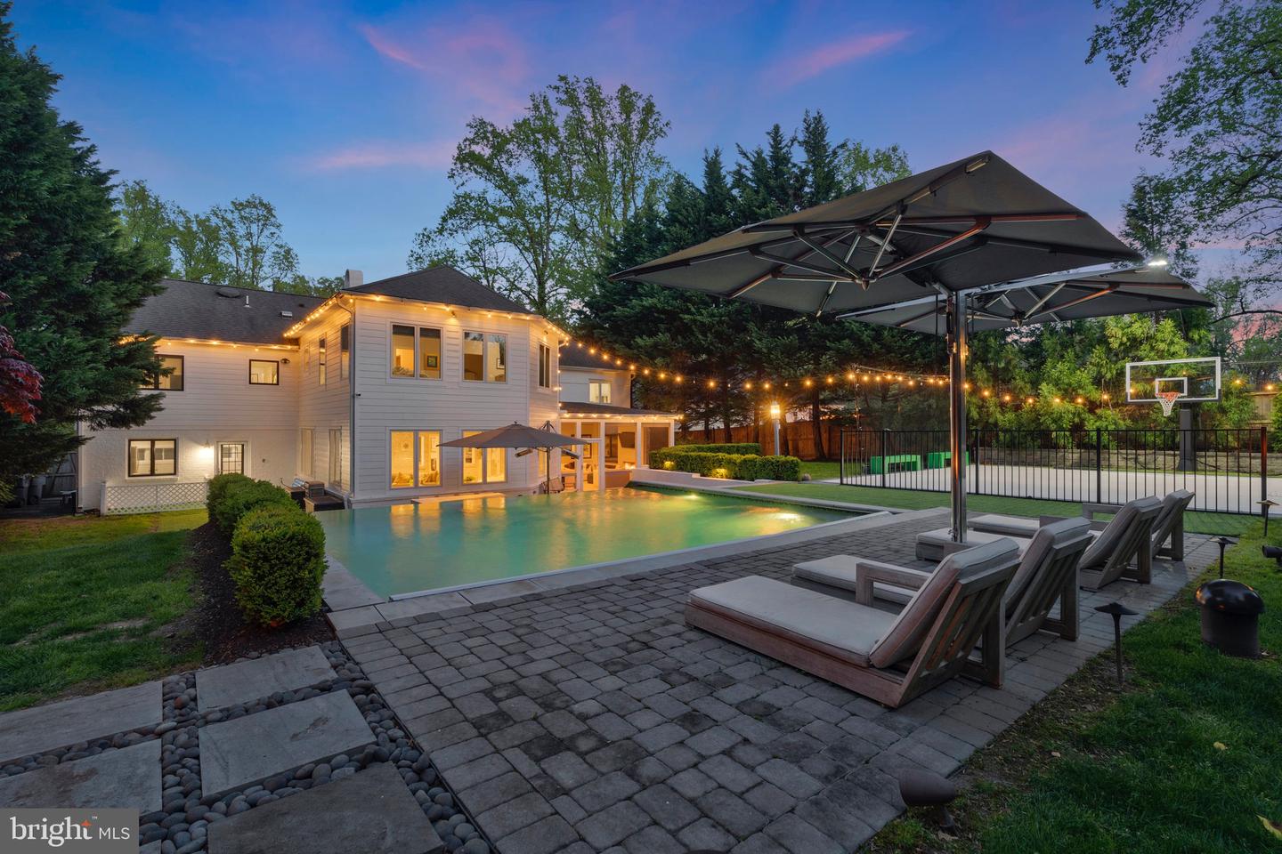 2850 ROSEMARY LN, FALLS CHURCH, Virginia 22042, 6 Bedrooms Bedrooms, ,4 BathroomsBathrooms,Residential,For sale,2850 ROSEMARY LN,VAFX2234690 MLS # VAFX2234690