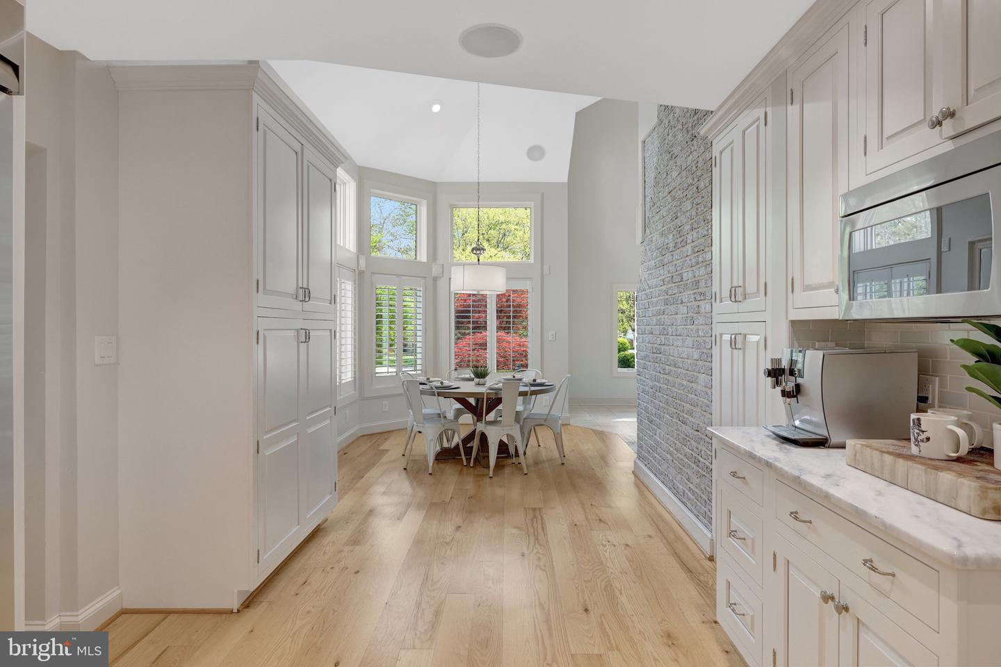 2850 ROSEMARY LN, FALLS CHURCH, Virginia 22042, 6 Bedrooms Bedrooms, ,4 BathroomsBathrooms,Residential,For sale,2850 ROSEMARY LN,VAFX2234690 MLS # VAFX2234690