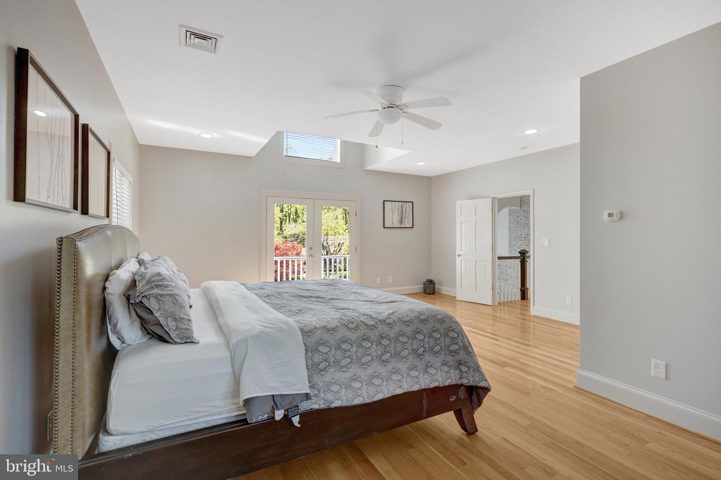 2850 ROSEMARY LN, FALLS CHURCH, Virginia 22042, 6 Bedrooms Bedrooms, ,4 BathroomsBathrooms,Residential,For sale,2850 ROSEMARY LN,VAFX2234690 MLS # VAFX2234690