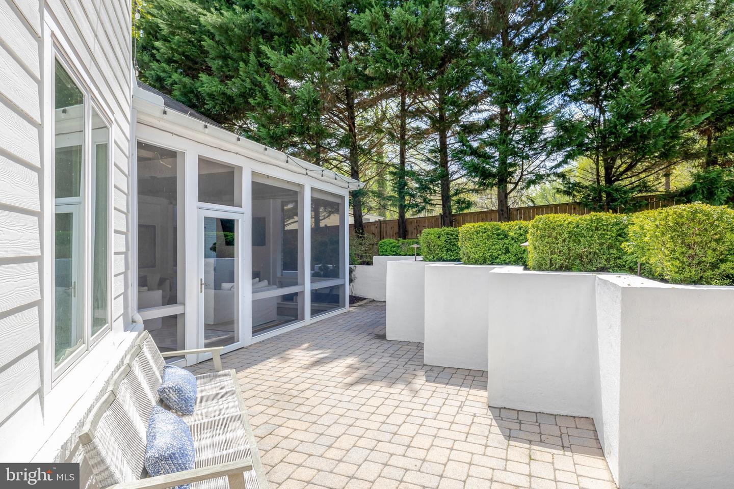 2850 ROSEMARY LN, FALLS CHURCH, Virginia 22042, 6 Bedrooms Bedrooms, ,4 BathroomsBathrooms,Residential,For sale,2850 ROSEMARY LN,VAFX2234690 MLS # VAFX2234690