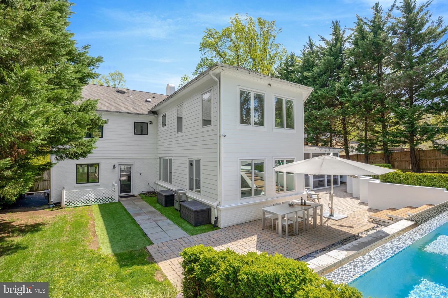 2850 ROSEMARY LN, FALLS CHURCH, Virginia 22042, 6 Bedrooms Bedrooms, ,4 BathroomsBathrooms,Residential,For sale,2850 ROSEMARY LN,VAFX2234690 MLS # VAFX2234690