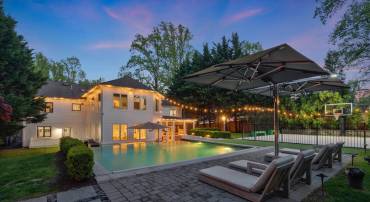 2850 ROSEMARY LN, FALLS CHURCH, Virginia 22042, 6 Bedrooms Bedrooms, ,4 BathroomsBathrooms,Residential,For sale,2850 ROSEMARY LN,VAFX2234690 MLS # VAFX2234690