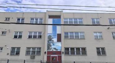 5037 CALL PL SE #201, WASHINGTON, District Of Columbia 20019, 2 Bedrooms Bedrooms, ,1 BathroomBathrooms,Residential,For sale,5037 CALL PL SE #201,DCDC2196300 MLS # DCDC2196300