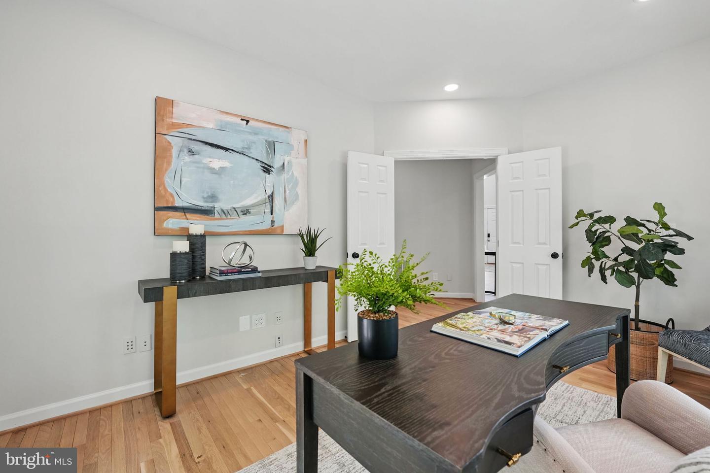 2686 HILLSMAN ST, FALLS CHURCH, Virginia 22043, 4 Bedrooms Bedrooms, ,4 BathroomsBathrooms,Residential,For sale,2686 HILLSMAN ST,VAFX2235668 MLS # VAFX2235668