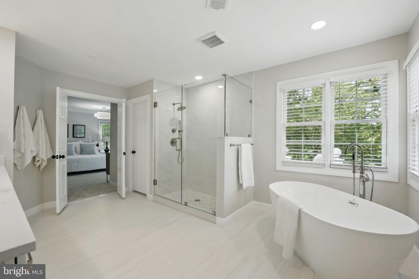 2686 HILLSMAN ST, FALLS CHURCH, Virginia 22043, 4 Bedrooms Bedrooms, ,4 BathroomsBathrooms,Residential,For sale,2686 HILLSMAN ST,VAFX2235668 MLS # VAFX2235668