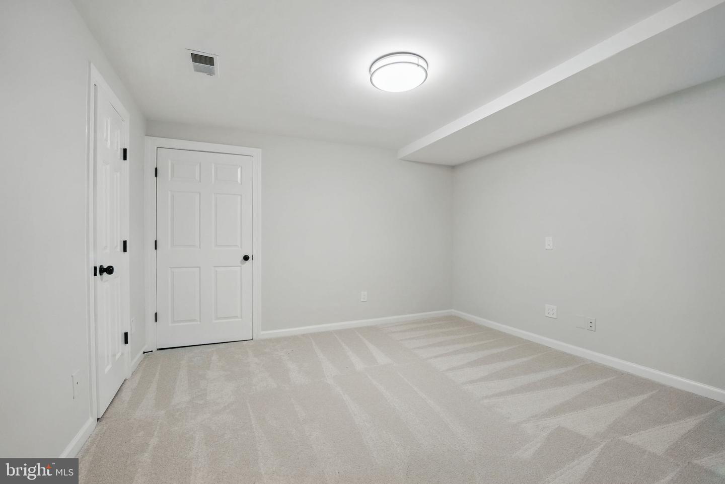 2686 HILLSMAN ST, FALLS CHURCH, Virginia 22043, 4 Bedrooms Bedrooms, ,4 BathroomsBathrooms,Residential,For sale,2686 HILLSMAN ST,VAFX2235668 MLS # VAFX2235668