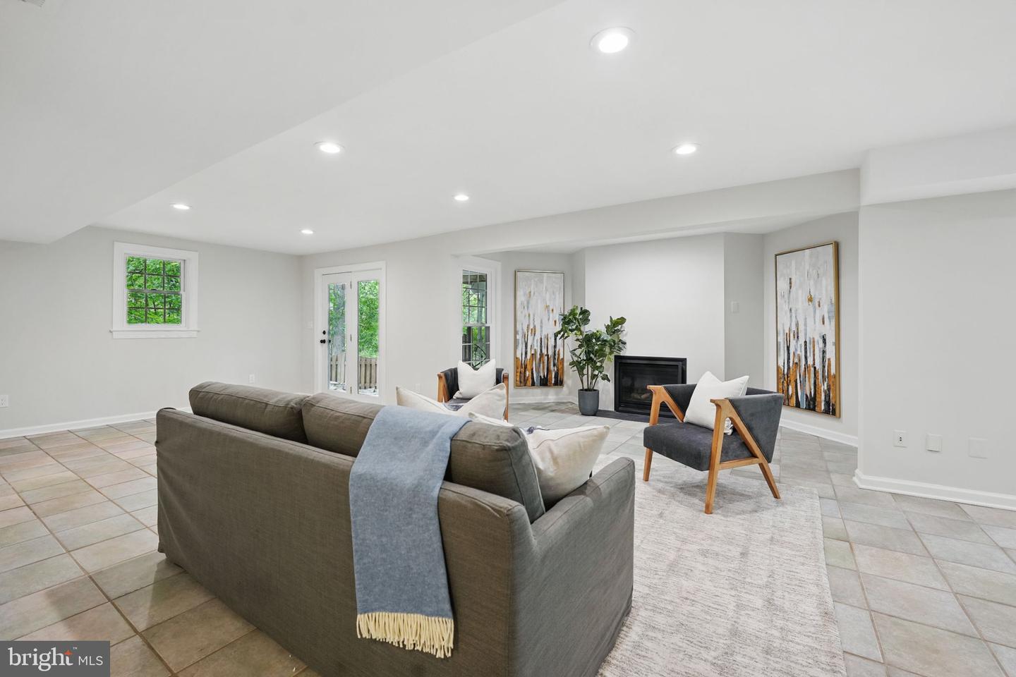 2686 HILLSMAN ST, FALLS CHURCH, Virginia 22043, 4 Bedrooms Bedrooms, ,4 BathroomsBathrooms,Residential,For sale,2686 HILLSMAN ST,VAFX2235668 MLS # VAFX2235668
