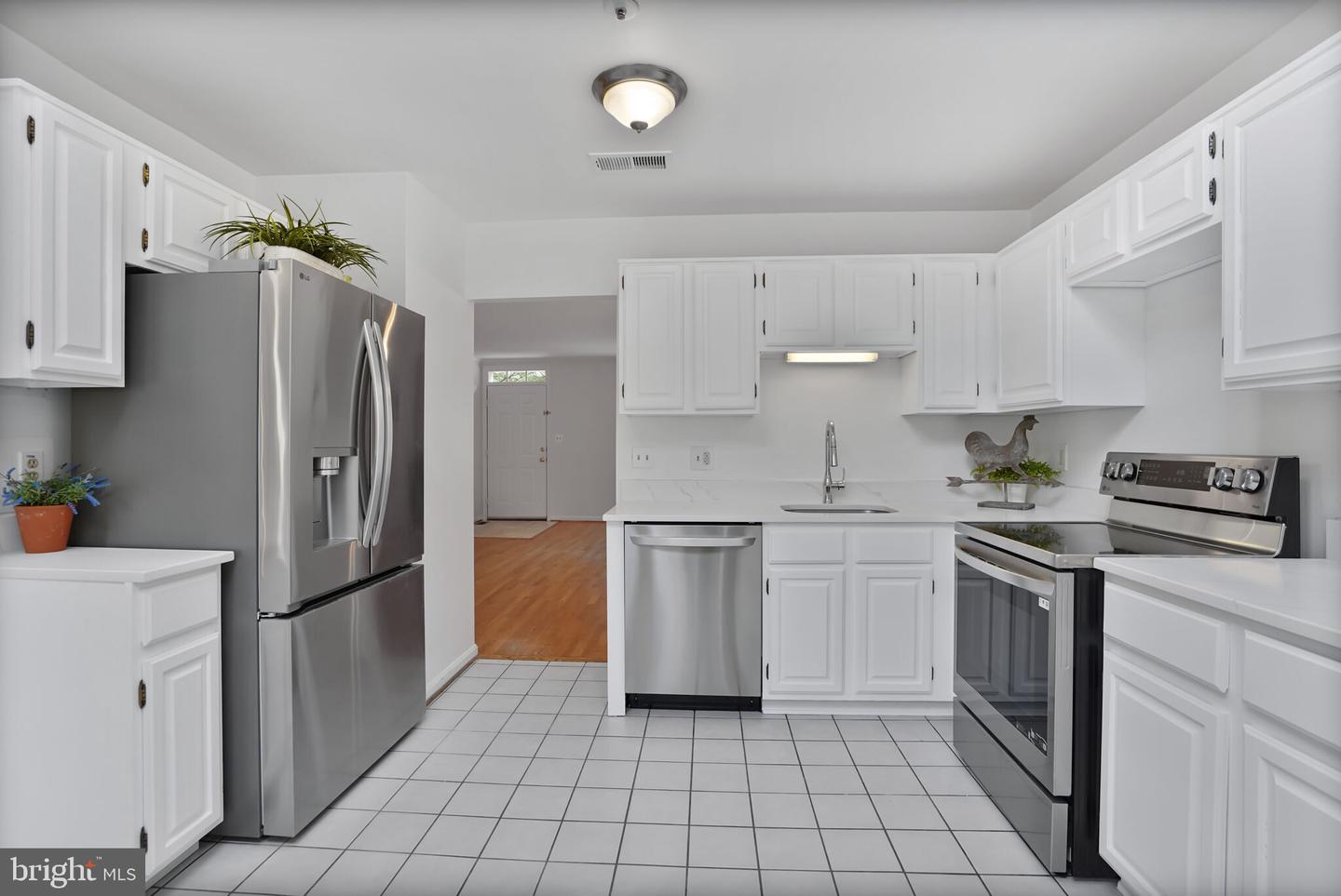4223 N CARLIN SPRINGS RD, ARLINGTON, Virginia 22203, 2 Bedrooms Bedrooms, ,2 BathroomsBathrooms,Residential,For sale,4223 N CARLIN SPRINGS RD,VAAR2056466 MLS # VAAR2056466