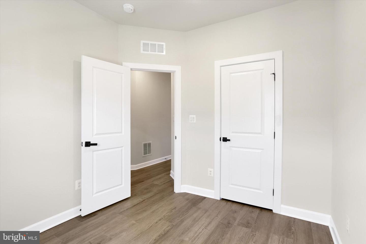 3755 MAYORS WAY, FAIRFAX, Virginia 22030, 3 Bedrooms Bedrooms, ,2 BathroomsBathrooms,Residential,For sale,3755 MAYORS WAY,VAFC2006258 MLS # VAFC2006258