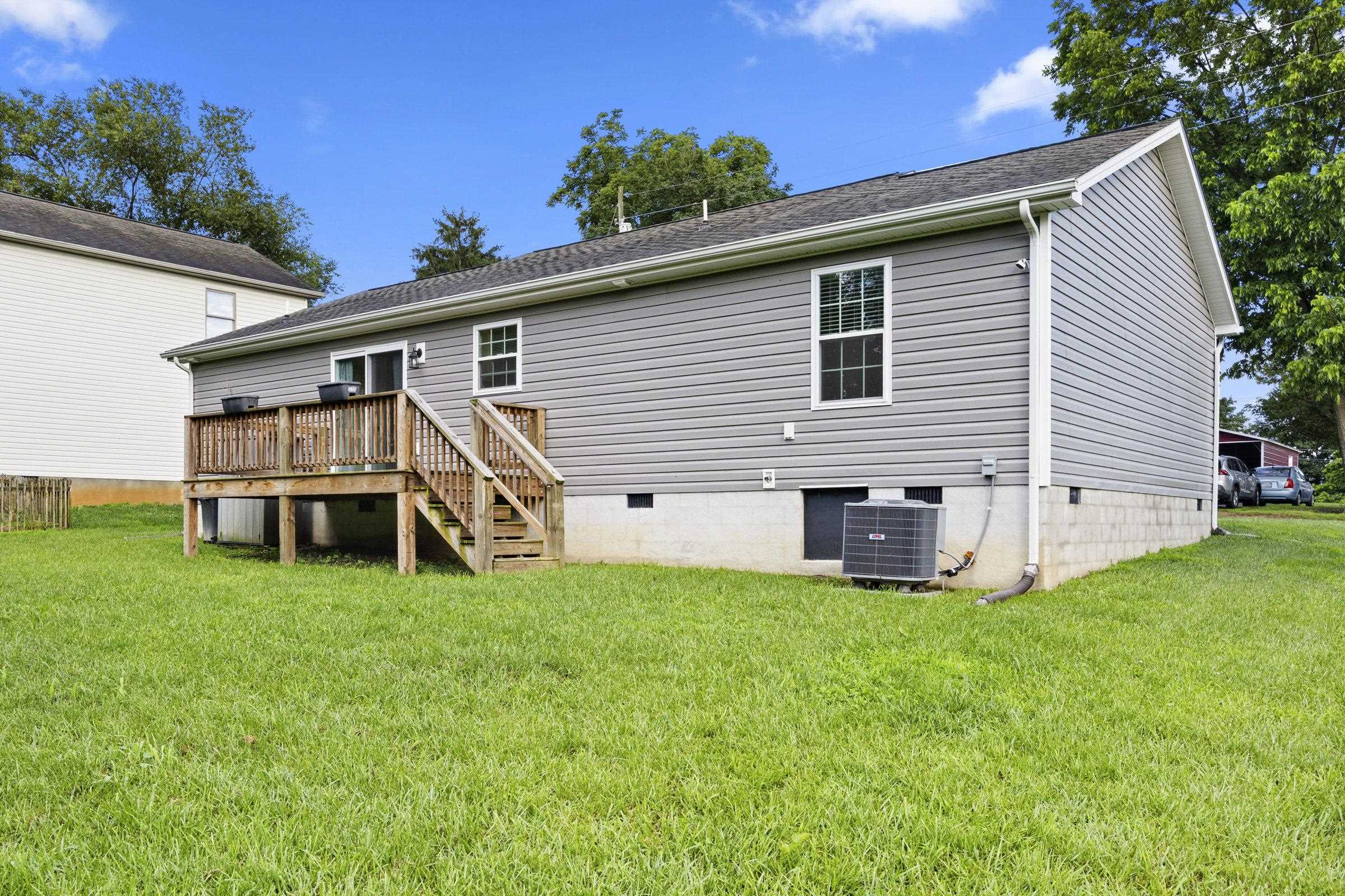627 COVERSTONE LN, SHENANDOAH, Virginia 22849, 3 Bedrooms Bedrooms, ,2 BathroomsBathrooms,Residential,627 COVERSTONE LN,666017 MLS # 666017