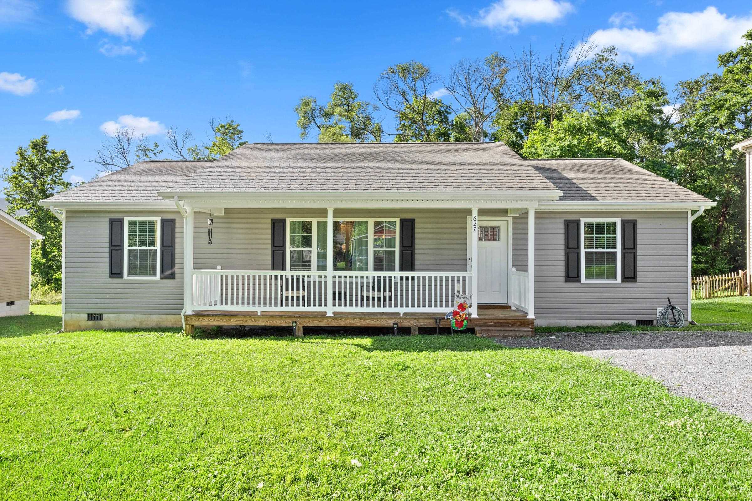 627 COVERSTONE LN, SHENANDOAH, Virginia 22849, 3 Bedrooms Bedrooms, ,2 BathroomsBathrooms,Residential,627 COVERSTONE LN,666017 MLS # 666017