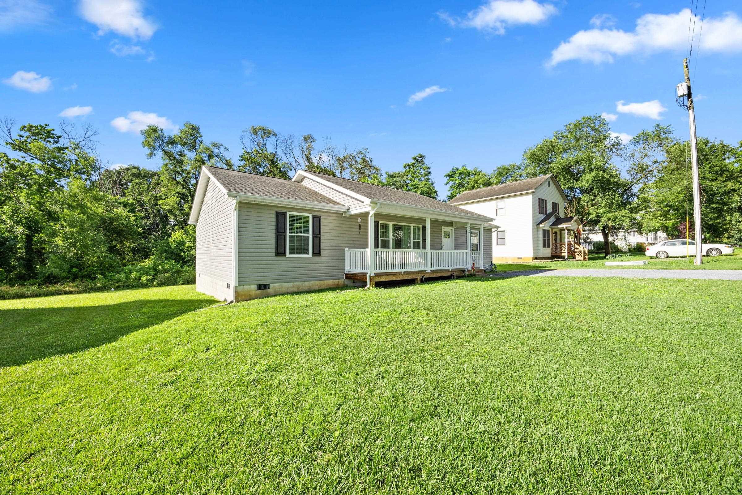 627 COVERSTONE LN, SHENANDOAH, Virginia 22849, 3 Bedrooms Bedrooms, ,2 BathroomsBathrooms,Residential,627 COVERSTONE LN,666017 MLS # 666017
