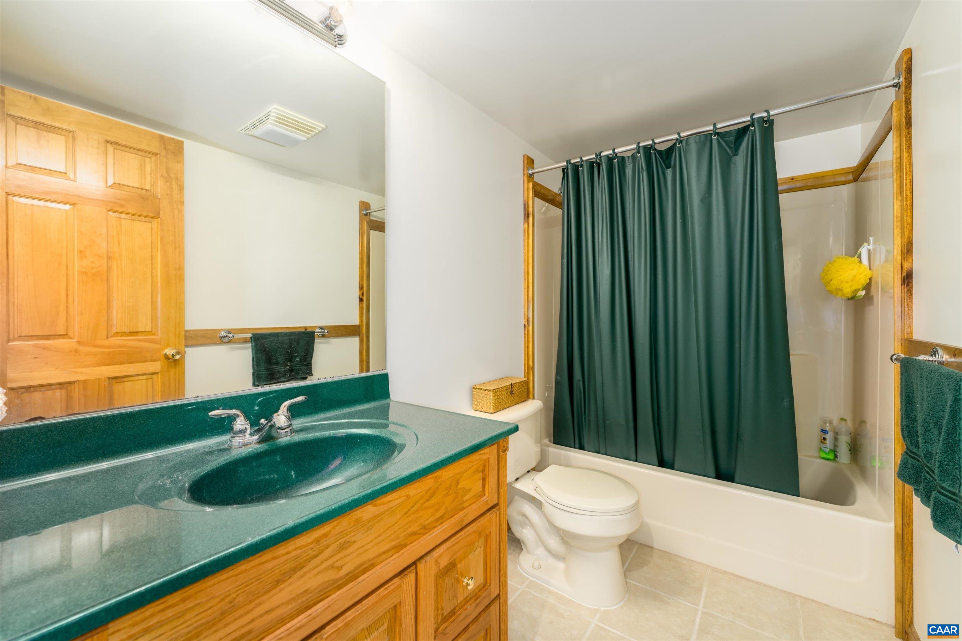 38 EDGEWATER DR, PALMYRA, Virginia 22963, 4 Bedrooms Bedrooms, ,3 BathroomsBathrooms,Residential,38 EDGEWATER DR,666018 MLS # 666018
