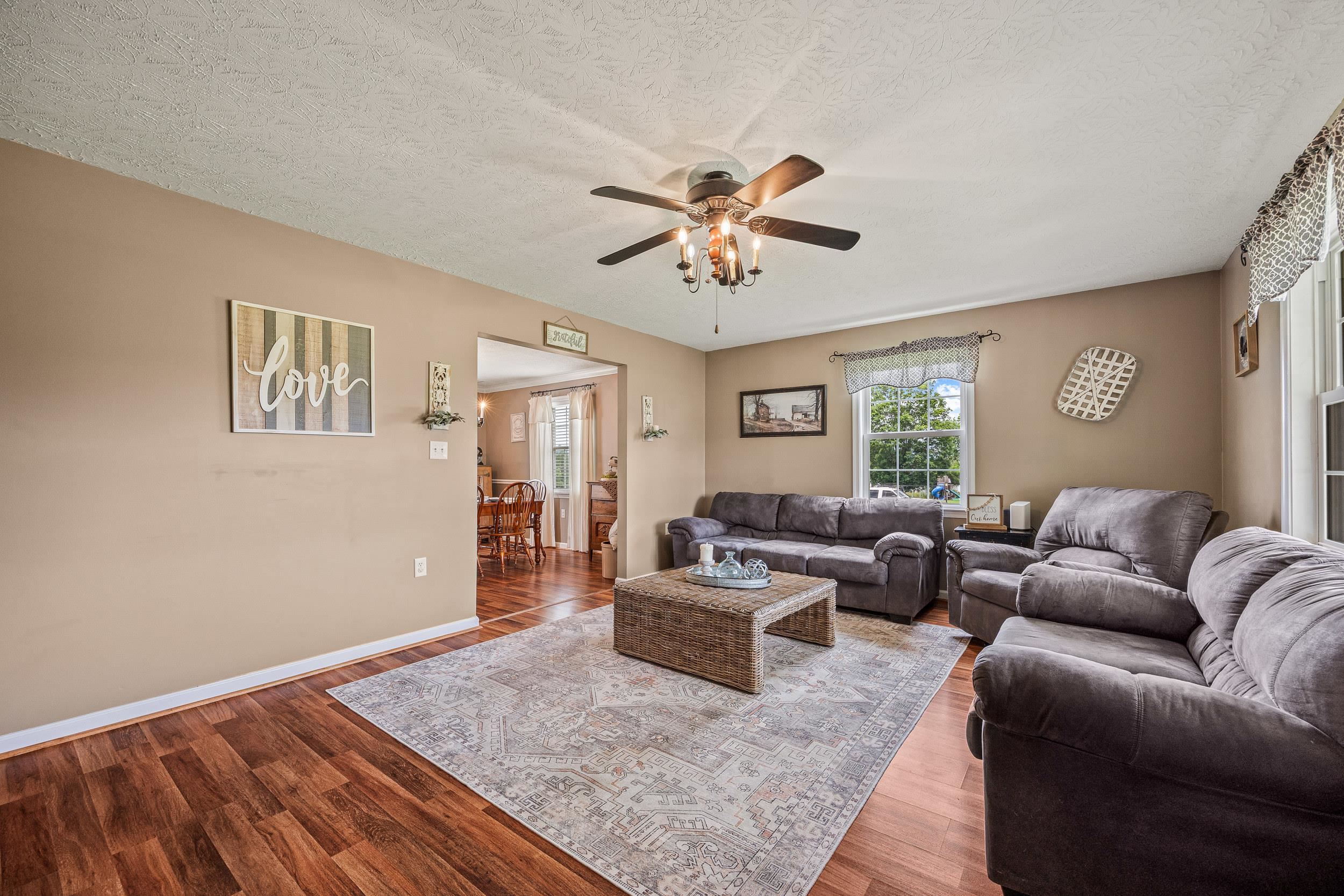 127 DEERFIELD ESTATES DR, STANLEY, Virginia 22851, 3 Bedrooms Bedrooms, ,2 BathroomsBathrooms,Residential,127 DEERFIELD ESTATES DR,666020 MLS # 666020