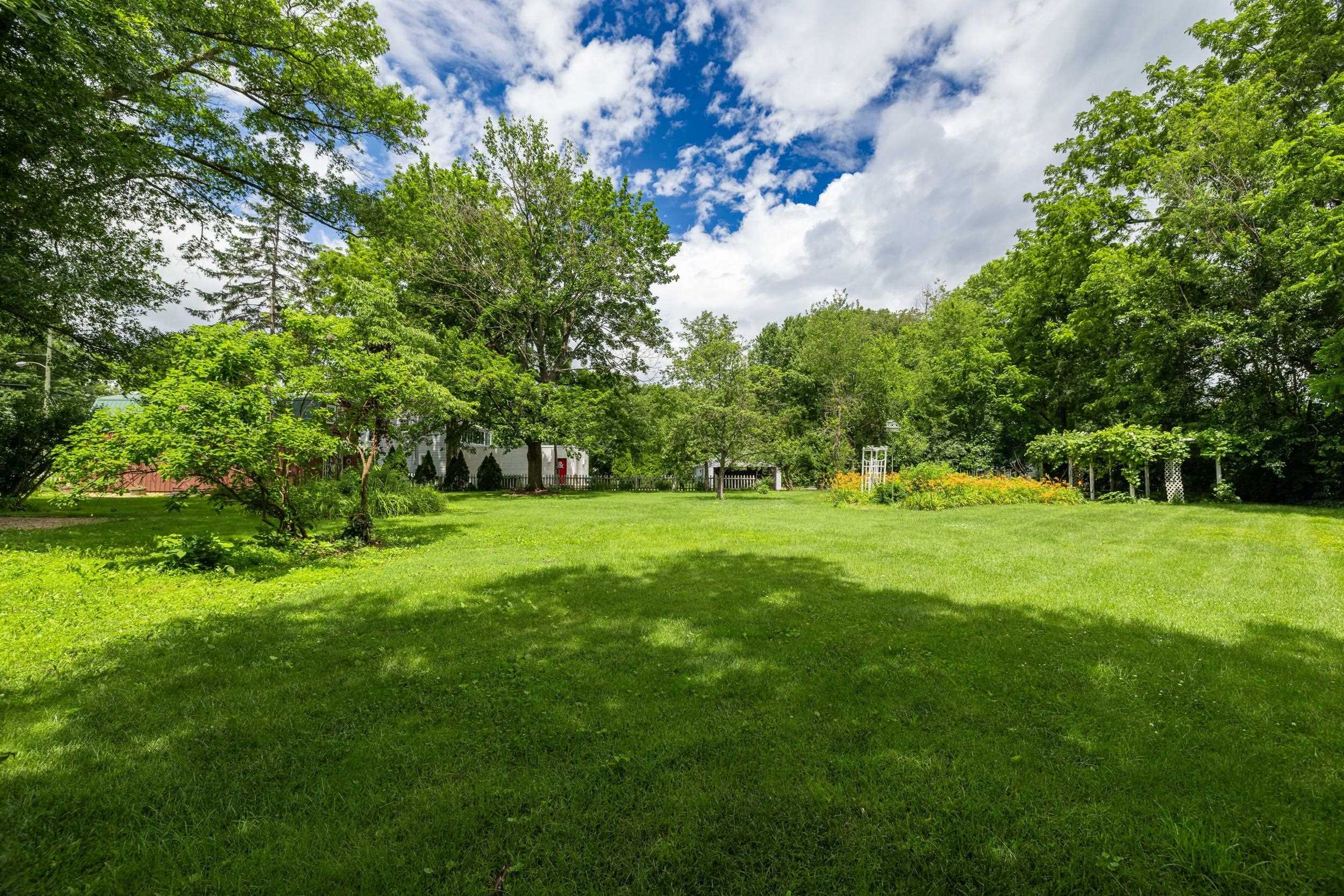 104 W COLLEGE ST, BRIDGEWATER, Virginia 22812, 5 Bedrooms Bedrooms, ,4 BathroomsBathrooms,Residential,104 W COLLEGE ST,666025 MLS # 666025