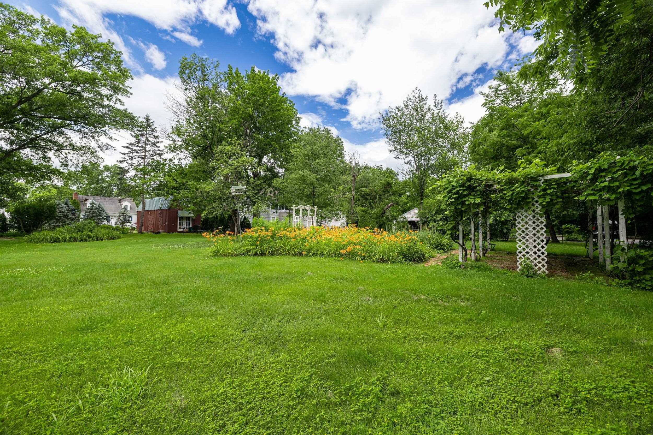 104 W COLLEGE ST, BRIDGEWATER, Virginia 22812, 5 Bedrooms Bedrooms, ,4 BathroomsBathrooms,Residential,104 W COLLEGE ST,666025 MLS # 666025