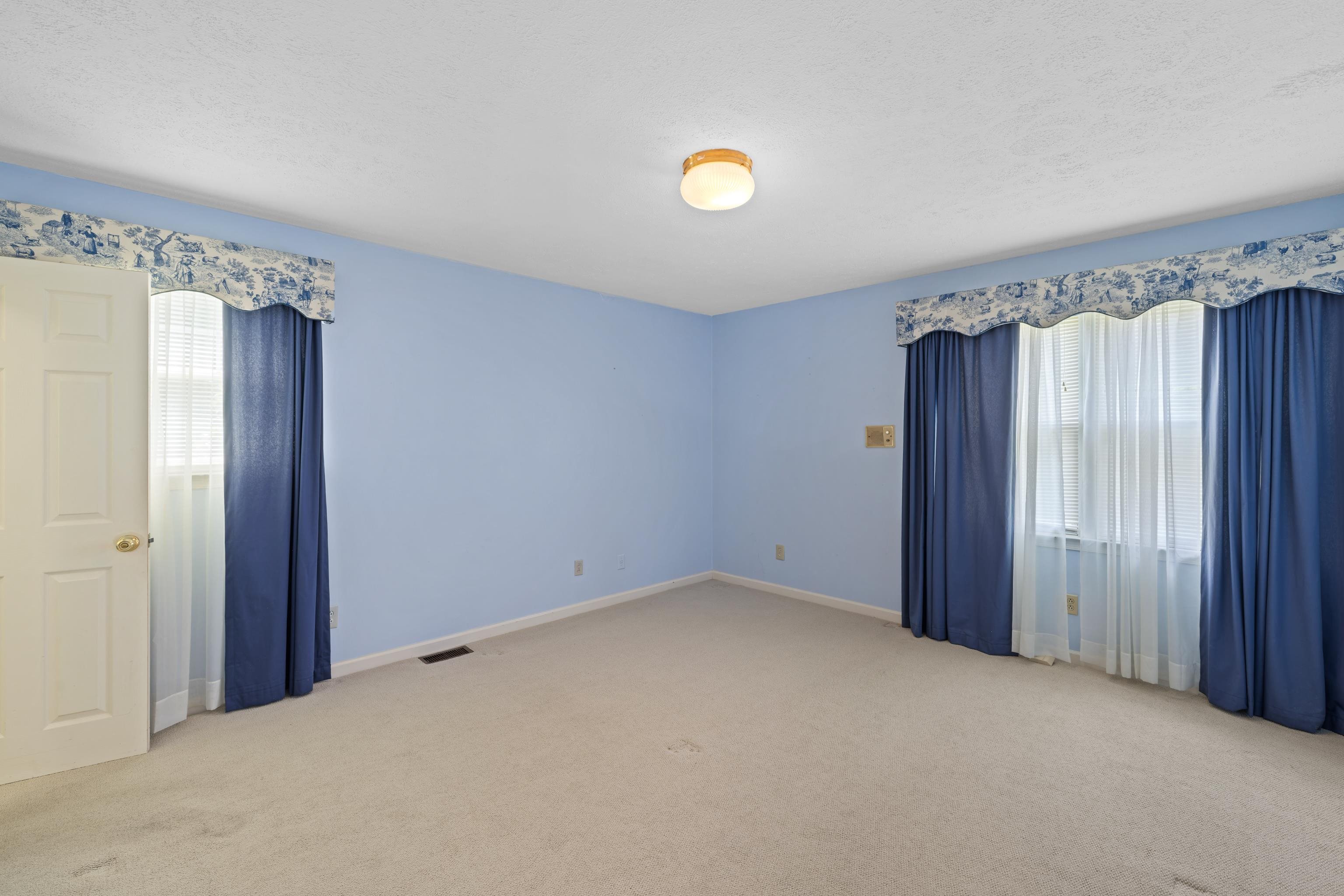 192 SANDY RIDGE RD, WAYNESBORO, Virginia 22801, 4 Bedrooms Bedrooms, ,3 BathroomsBathrooms,Residential,192 SANDY RIDGE RD,666026 MLS # 666026