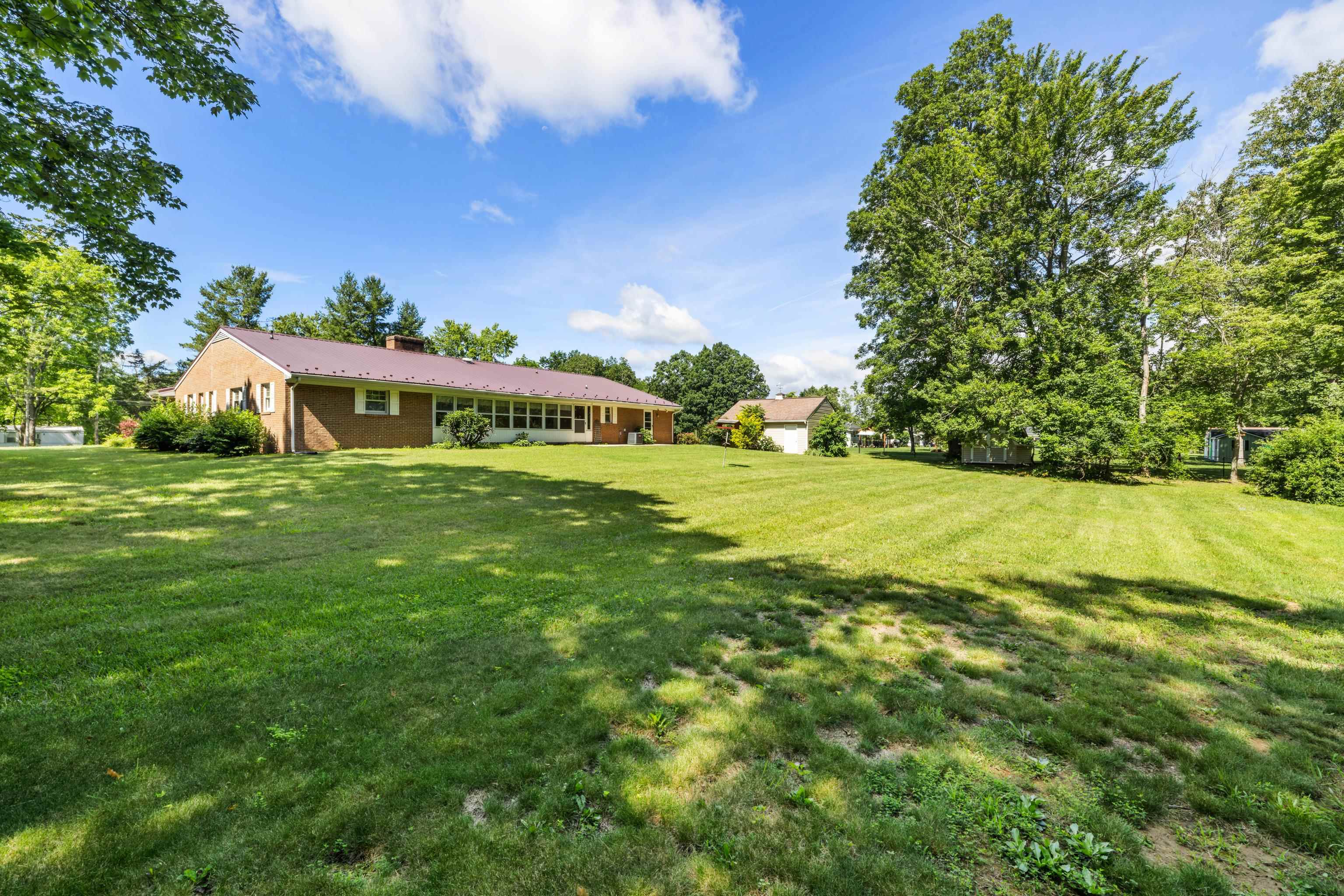 192 SANDY RIDGE RD, WAYNESBORO, Virginia 22801, 4 Bedrooms Bedrooms, ,3 BathroomsBathrooms,Residential,192 SANDY RIDGE RD,666026 MLS # 666026