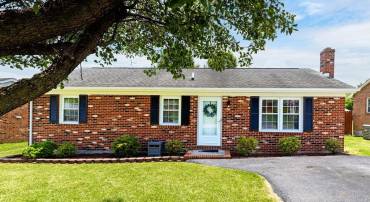 81 EASTGATE DR, VERONA, Virginia 24482, 3 Bedrooms Bedrooms, ,1 BathroomBathrooms,Residential,81 EASTGATE DR,666027 MLS # 666027