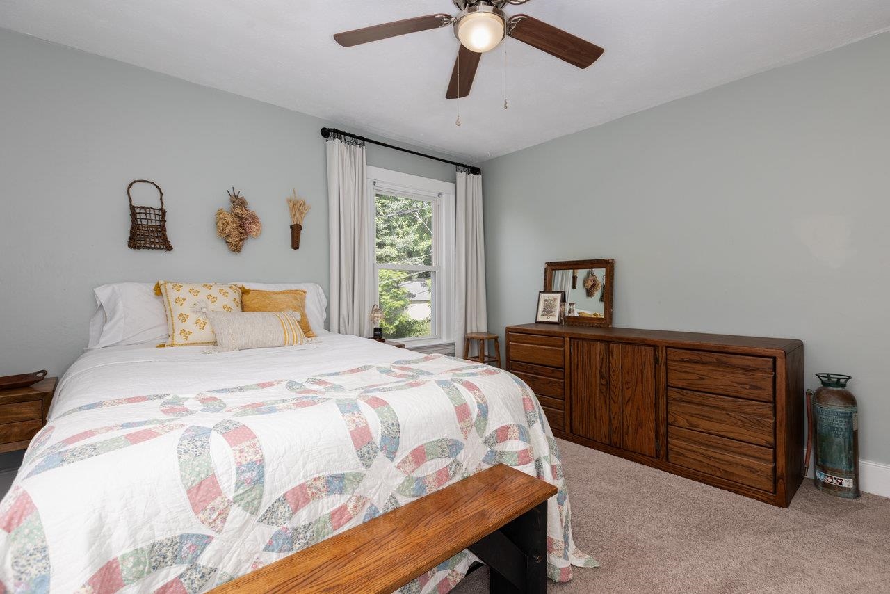 215 RICHARDSON ST, STAUNTON, Virginia 24401, 3 Bedrooms Bedrooms, ,1 BathroomBathrooms,Residential,215 RICHARDSON ST,666028 MLS # 666028
