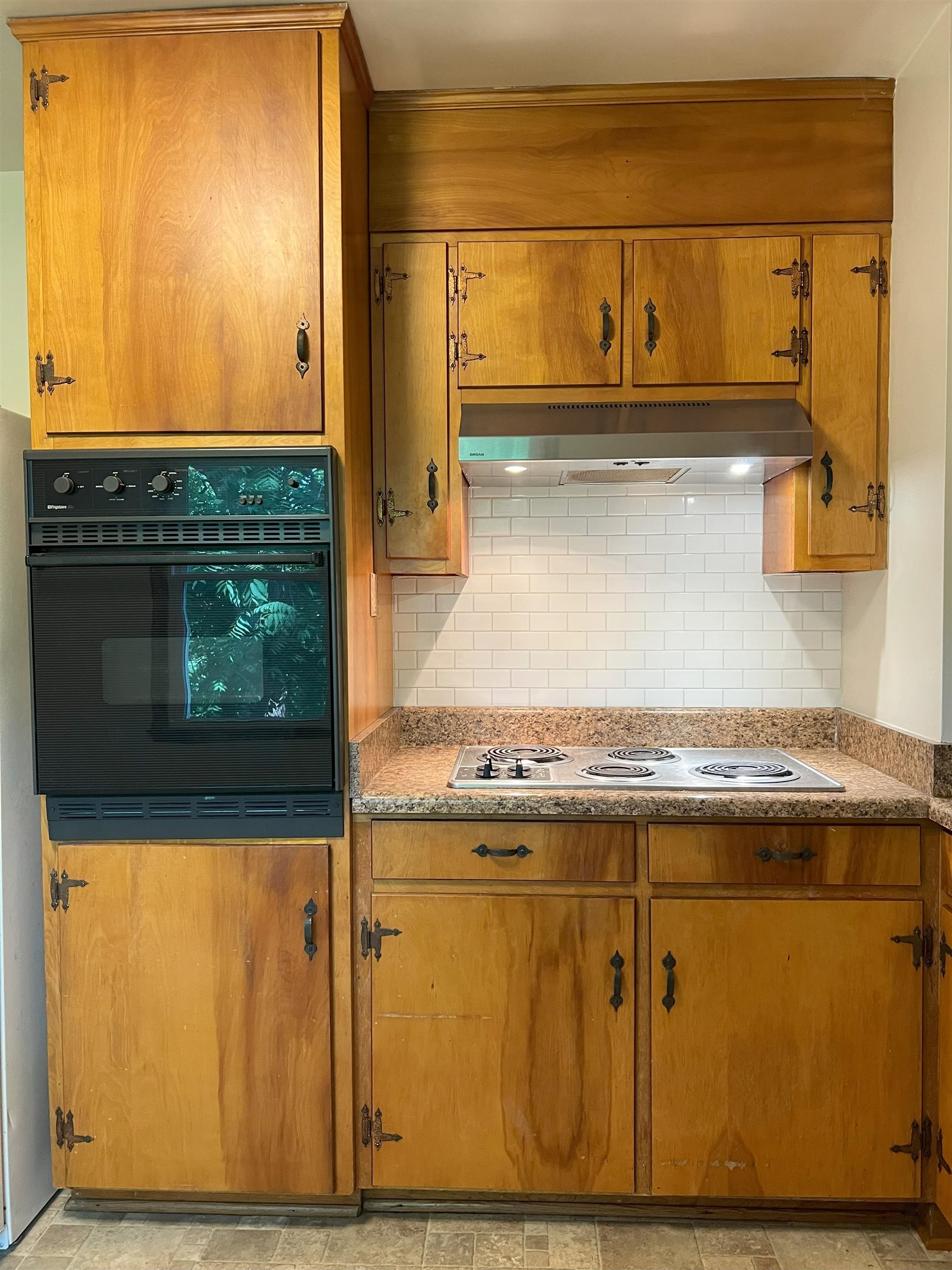 414 DEVON RD, STAUNTON, Virginia 24401, 3 Bedrooms Bedrooms, ,1 BathroomBathrooms,Residential,414 DEVON RD,666030 MLS # 666030