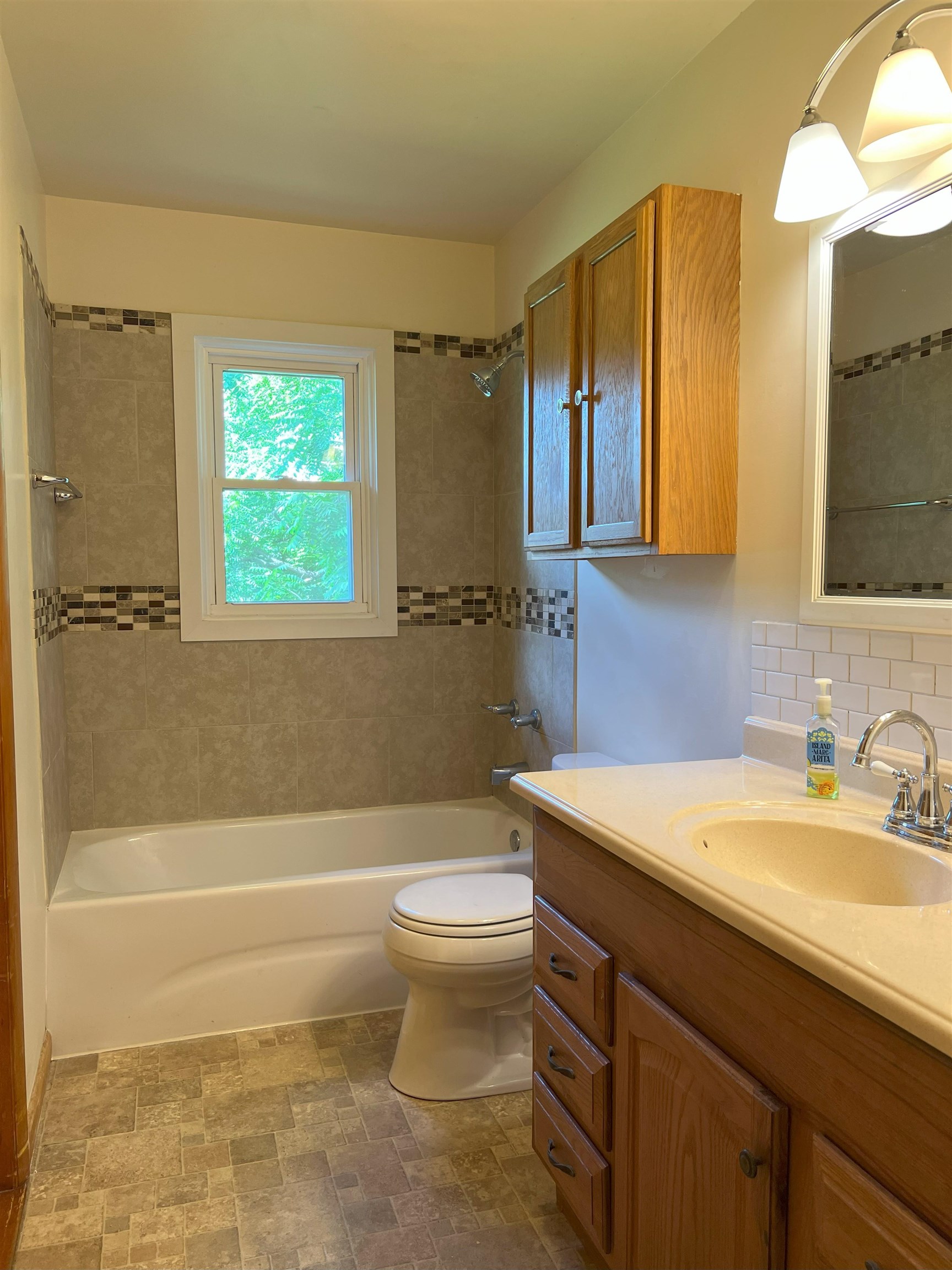 414 DEVON RD, STAUNTON, Virginia 24401, 3 Bedrooms Bedrooms, ,1 BathroomBathrooms,Residential,414 DEVON RD,666030 MLS # 666030