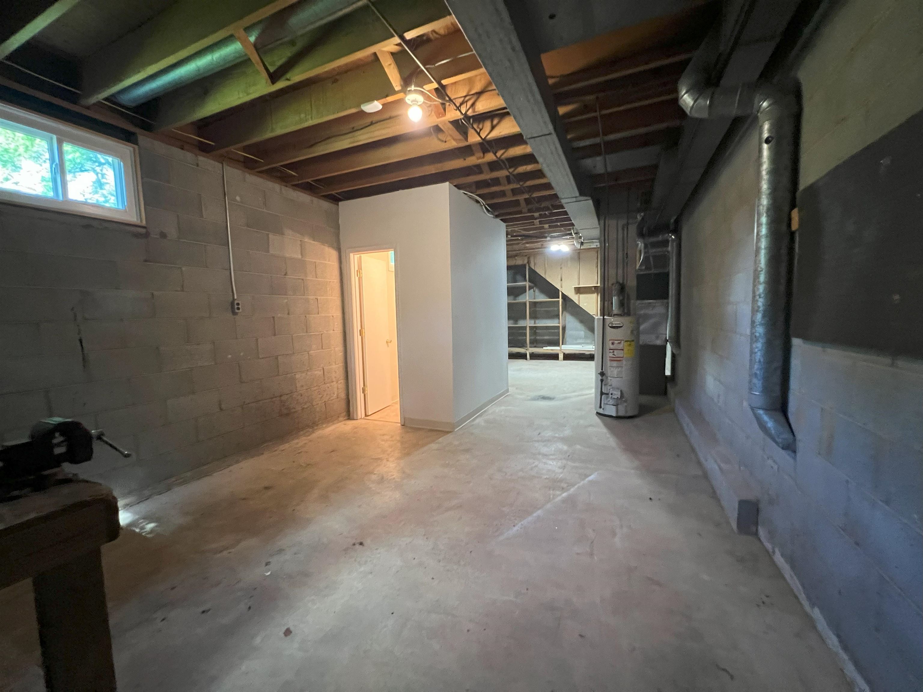 414 DEVON RD, STAUNTON, Virginia 24401, 3 Bedrooms Bedrooms, ,1 BathroomBathrooms,Residential,414 DEVON RD,666030 MLS # 666030