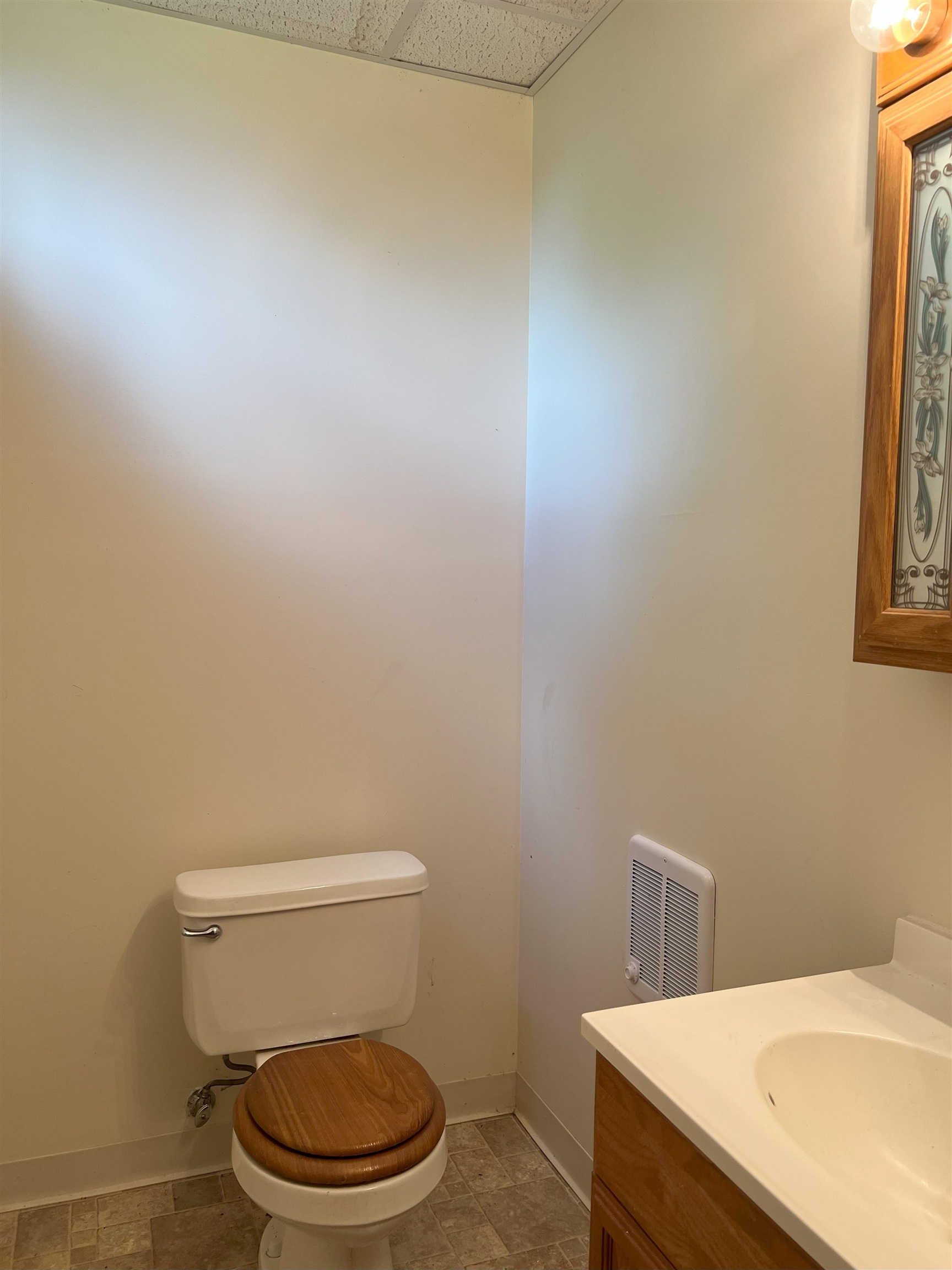 414 DEVON RD, STAUNTON, Virginia 24401, 3 Bedrooms Bedrooms, ,1 BathroomBathrooms,Residential,414 DEVON RD,666030 MLS # 666030