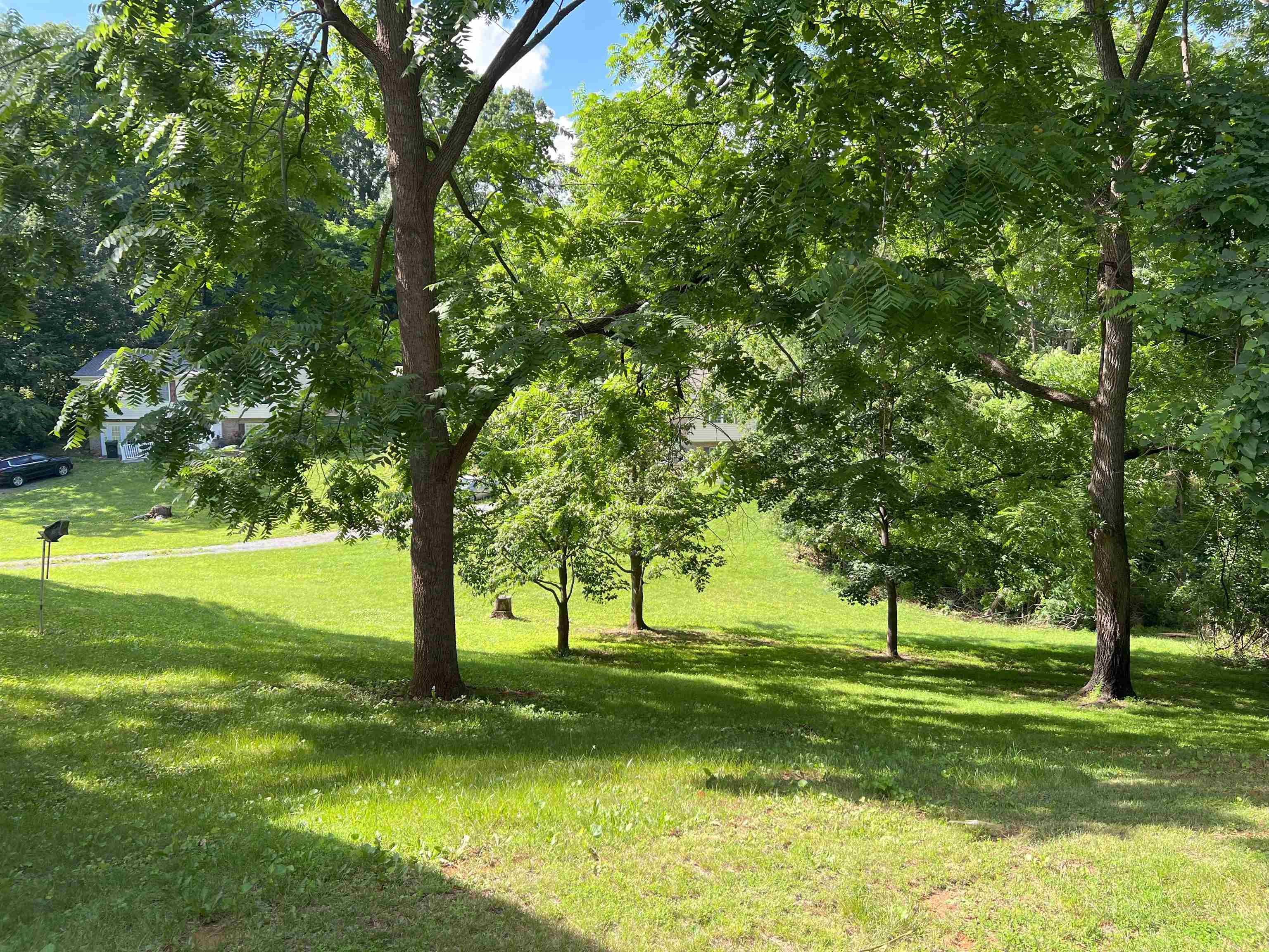 414 DEVON RD, STAUNTON, Virginia 24401, 3 Bedrooms Bedrooms, ,1 BathroomBathrooms,Residential,414 DEVON RD,666030 MLS # 666030