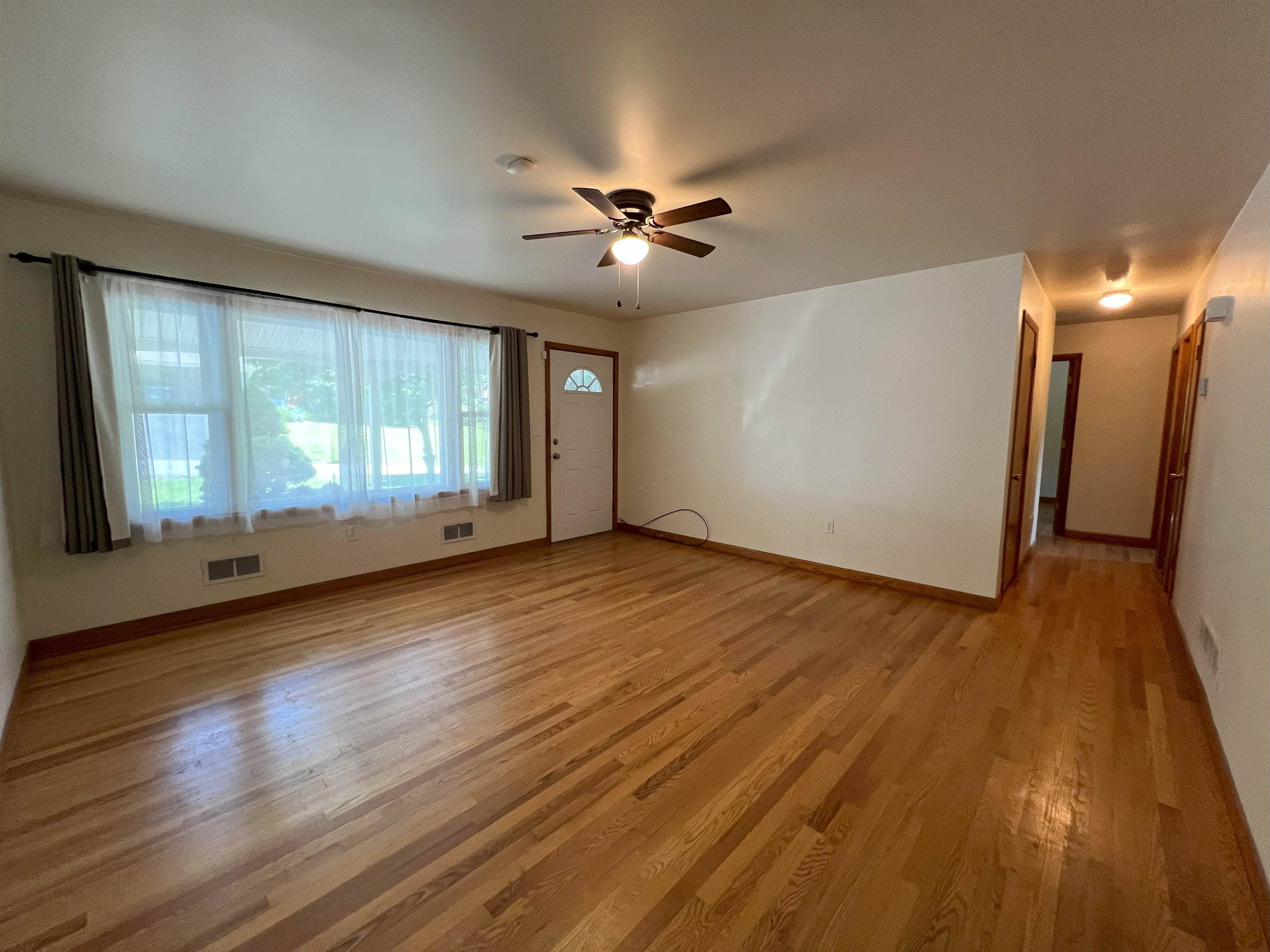414 DEVON RD, STAUNTON, Virginia 24401, 3 Bedrooms Bedrooms, ,1 BathroomBathrooms,Residential,414 DEVON RD,666030 MLS # 666030