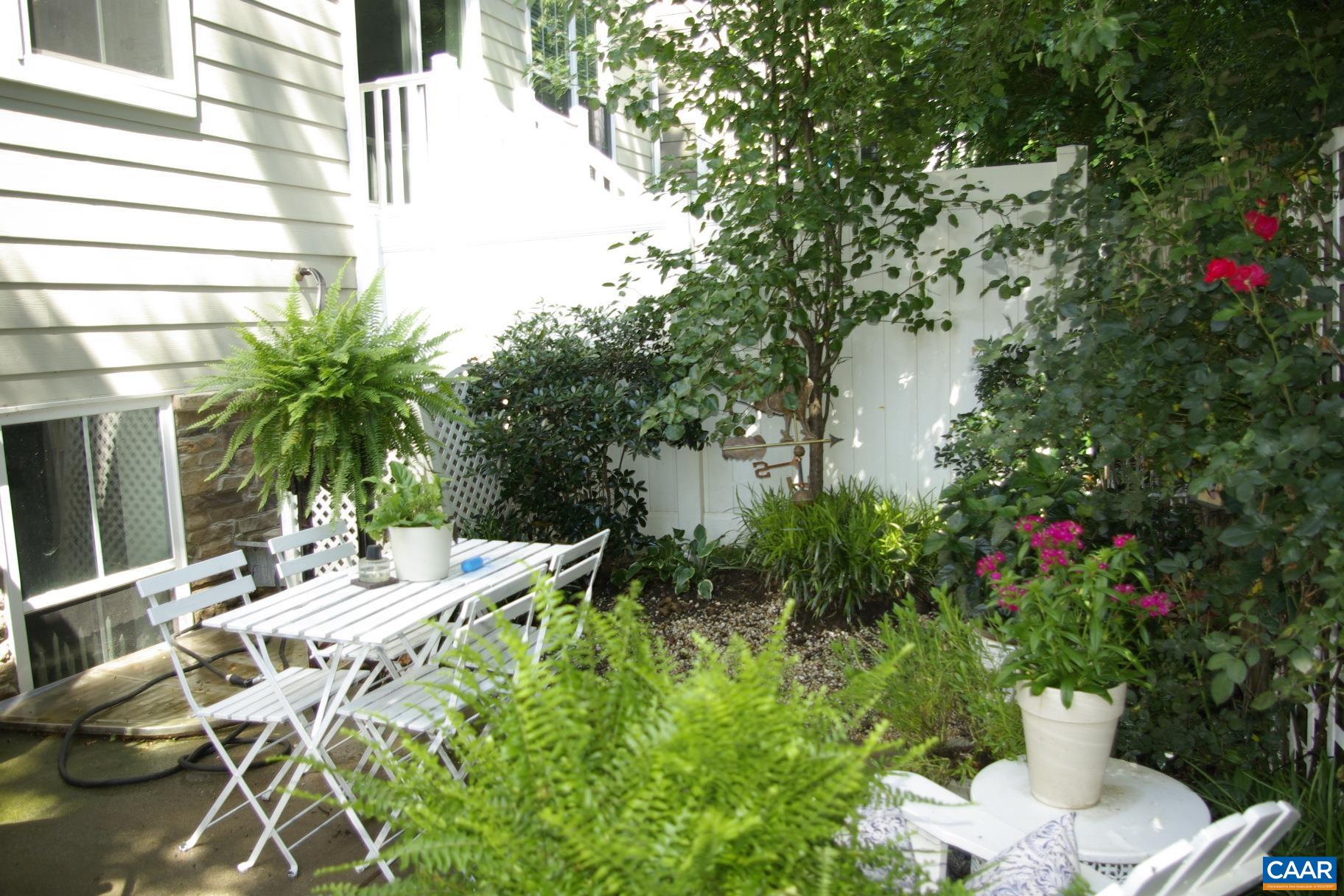 2008 AVINITY LOOP, CHARLOTTESVILLE, Virginia 22902, 4 Bedrooms Bedrooms, ,3 BathroomsBathrooms,Residential,2008 AVINITY LOOP,666034 MLS # 666034