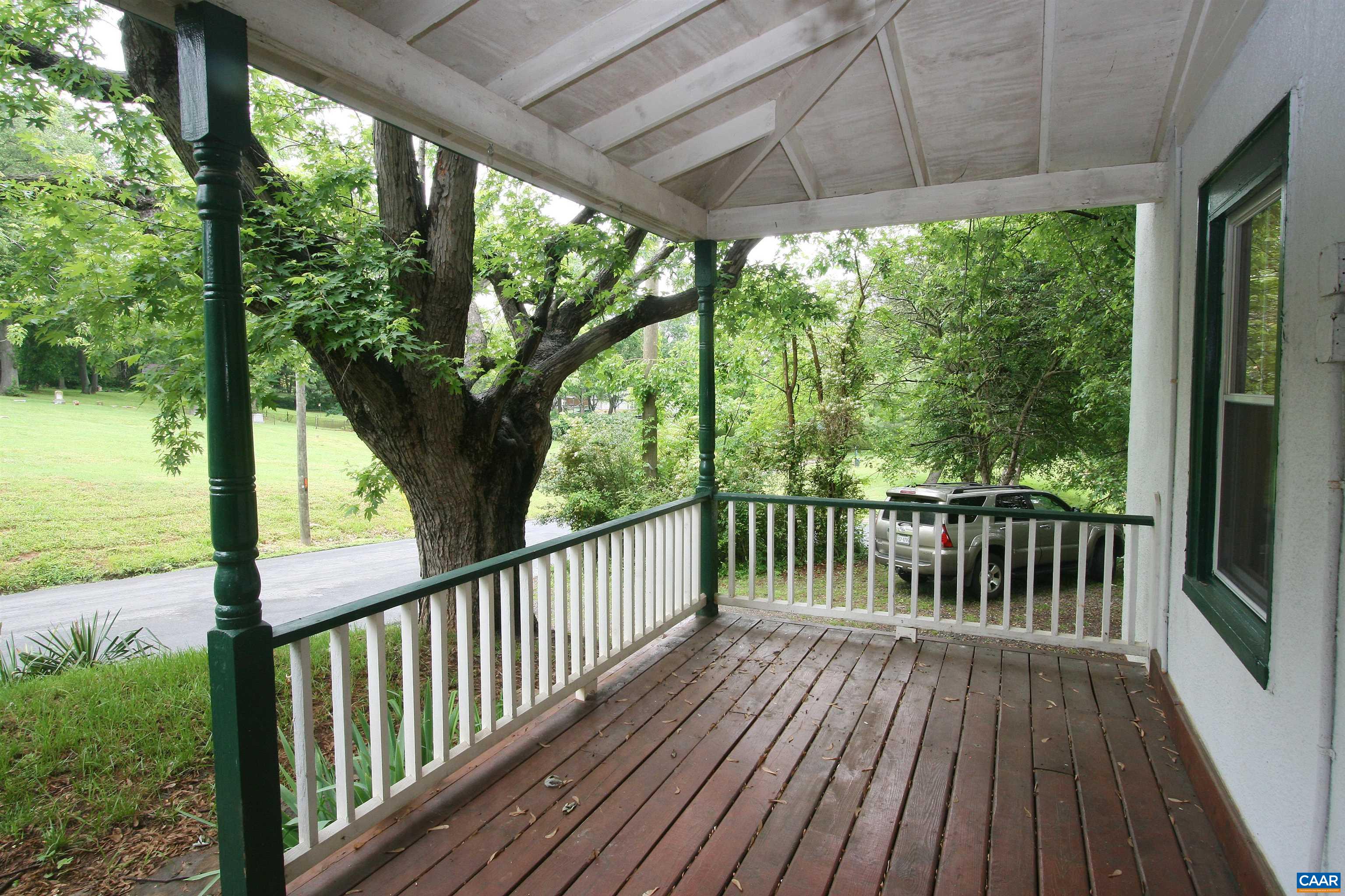 618 S 1ST ST, CHARLOTTESVILLE, Virginia 22902, 2 Bedrooms Bedrooms, ,2 BathroomsBathrooms,Residential,618 S 1ST ST,666035 MLS # 666035