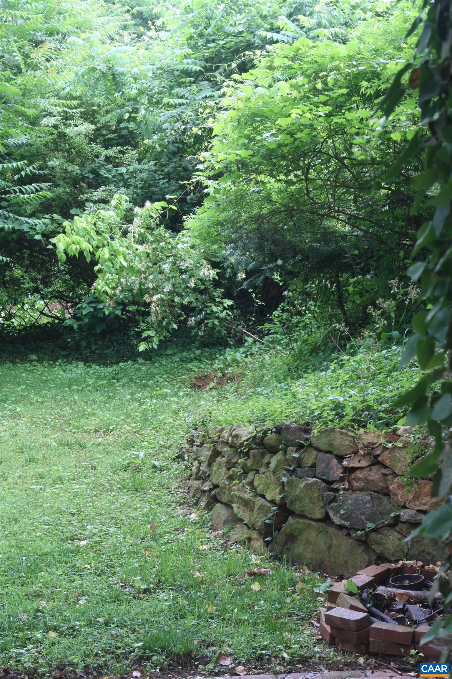 618 S 1ST ST, CHARLOTTESVILLE, Virginia 22902, 2 Bedrooms Bedrooms, ,2 BathroomsBathrooms,Residential,618 S 1ST ST,666035 MLS # 666035