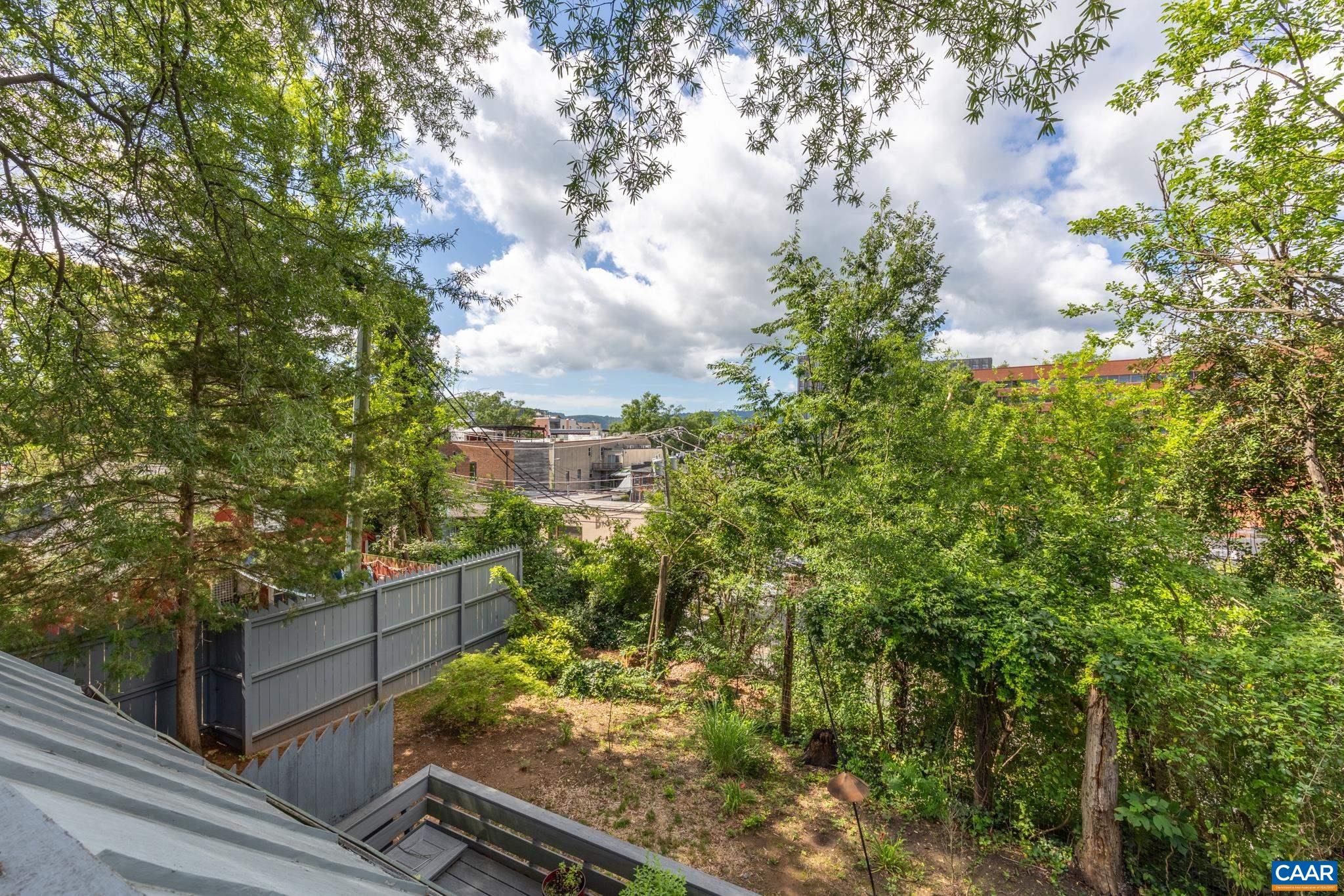203 NW SECOND ST, CHARLOTTESVILLE, Virginia 22902, 2 Bedrooms Bedrooms, ,2 BathroomsBathrooms,Residential,203 NW SECOND ST,666036 MLS # 666036