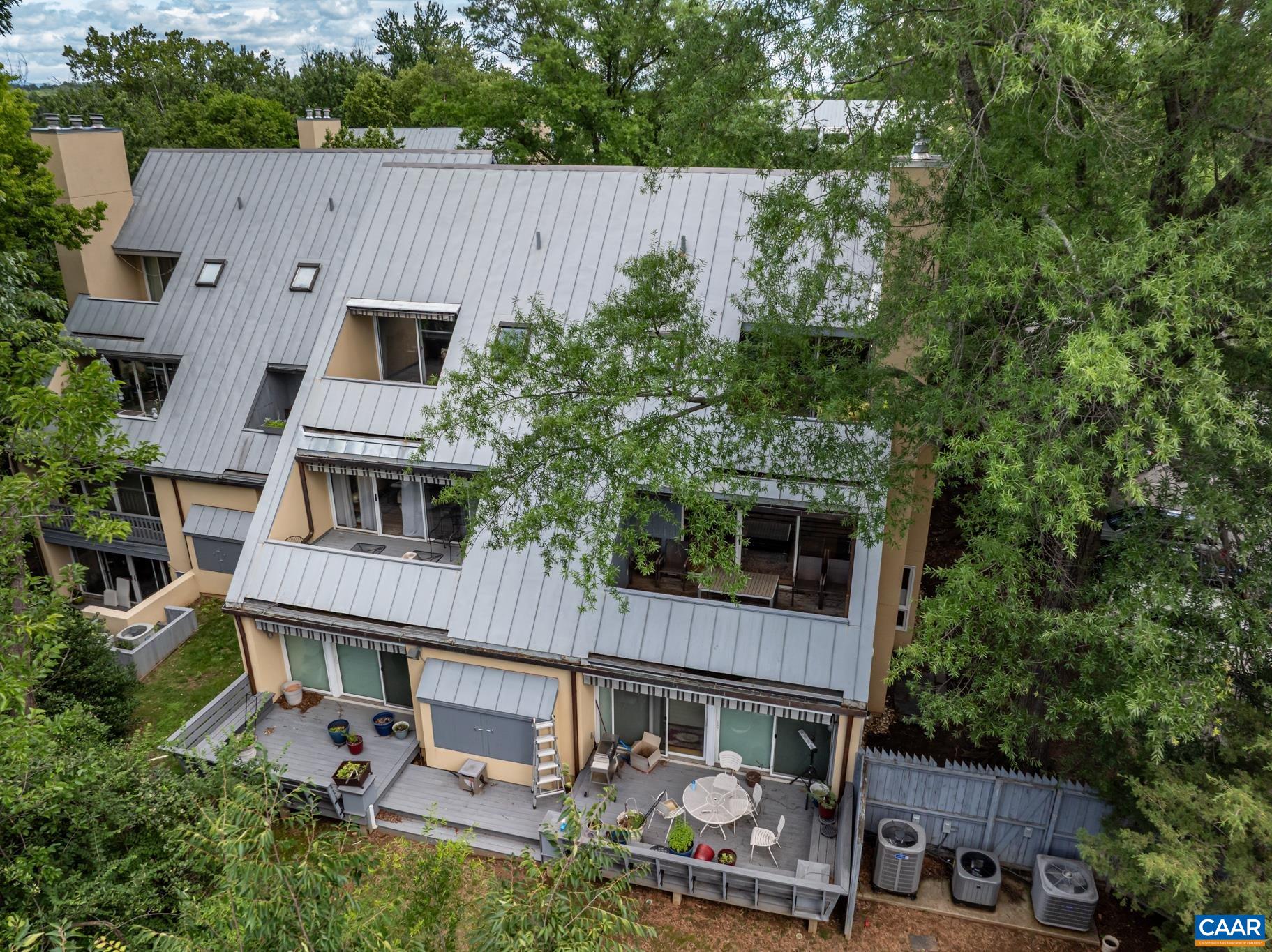 203 NW SECOND ST, CHARLOTTESVILLE, Virginia 22902, 2 Bedrooms Bedrooms, ,2 BathroomsBathrooms,Residential,203 NW SECOND ST,666036 MLS # 666036