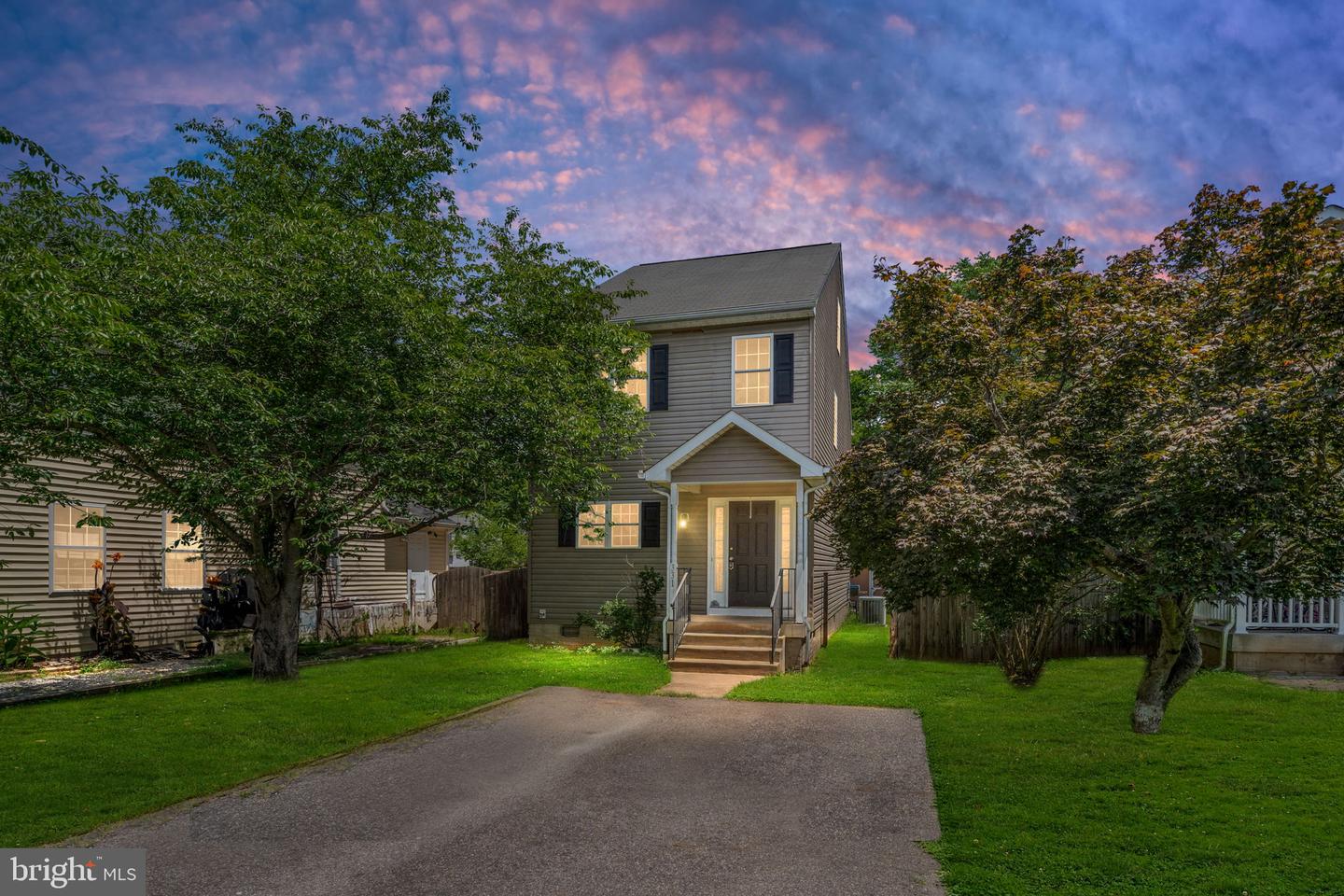 331 THIRD ST, FREDERICKSBURG, Virginia 22408, 3 Bedrooms Bedrooms, ,2 BathroomsBathrooms,Residential,For sale,331 THIRD ST,VASP2033012 MLS # VASP2033012
