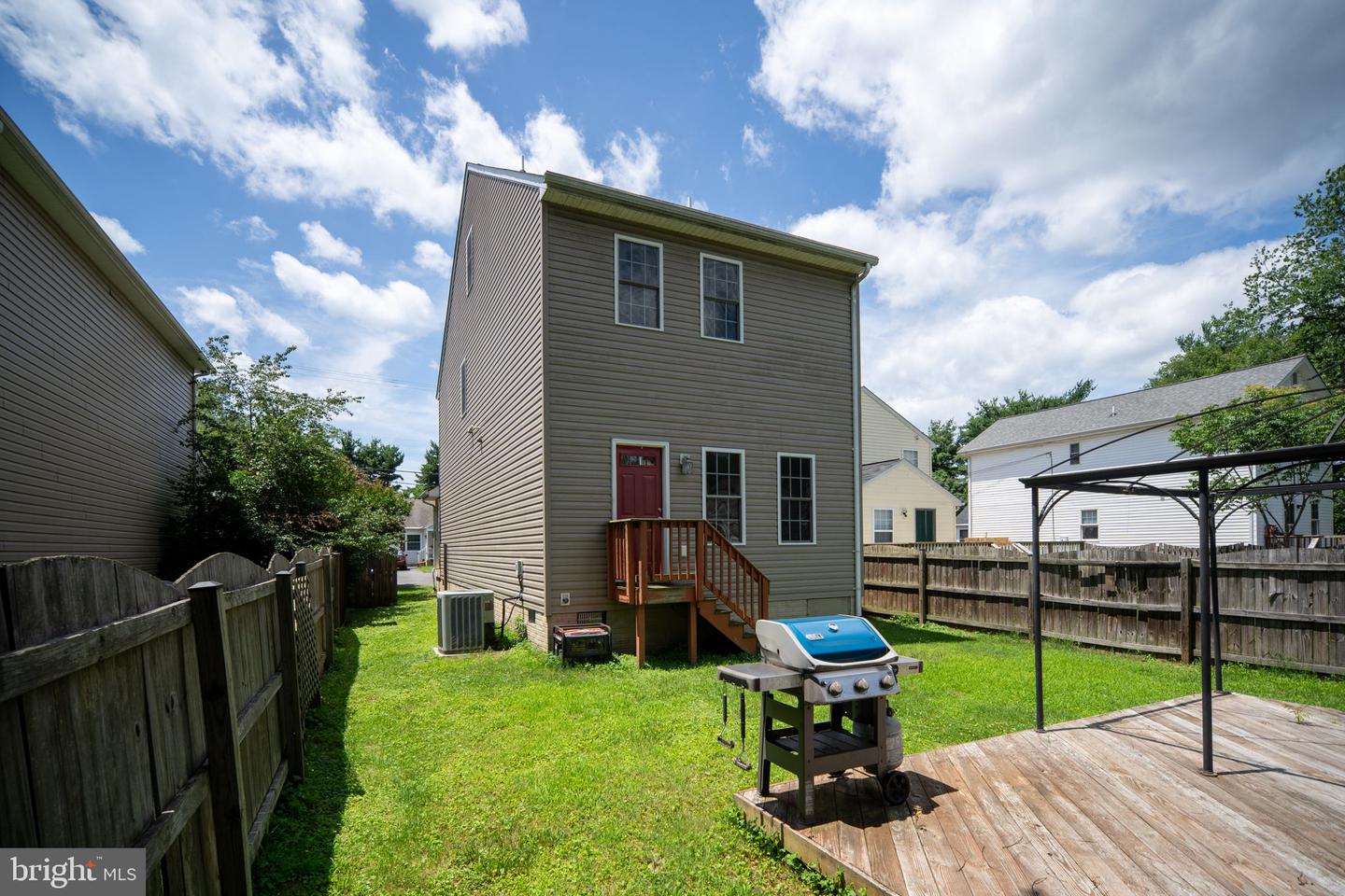 331 THIRD ST, FREDERICKSBURG, Virginia 22408, 3 Bedrooms Bedrooms, ,2 BathroomsBathrooms,Residential,For sale,331 THIRD ST,VASP2033012 MLS # VASP2033012