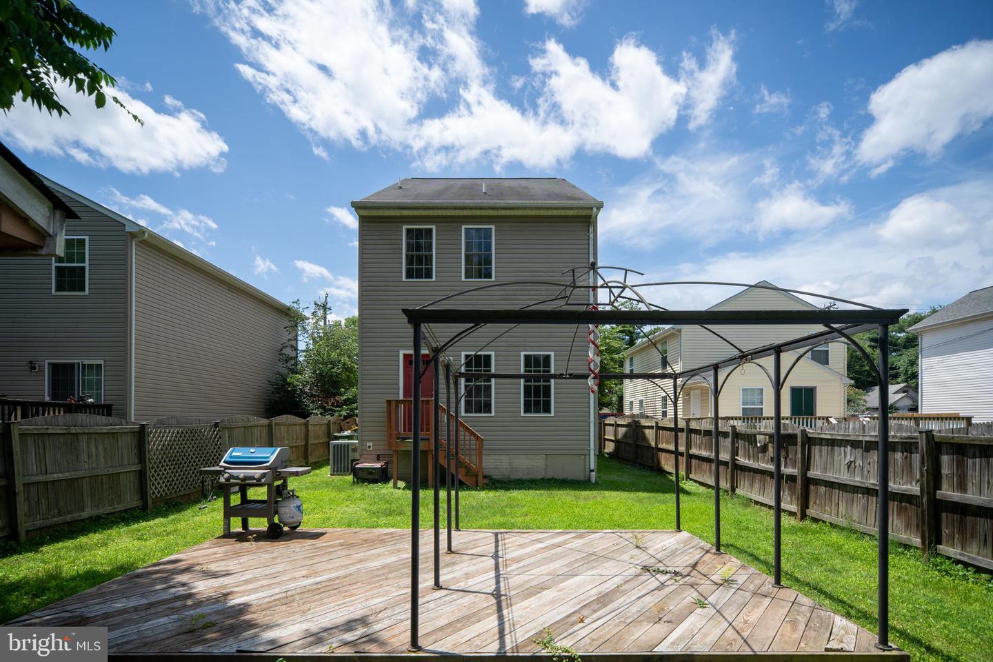 331 THIRD ST, FREDERICKSBURG, Virginia 22408, 3 Bedrooms Bedrooms, ,2 BathroomsBathrooms,Residential,For sale,331 THIRD ST,VASP2033012 MLS # VASP2033012