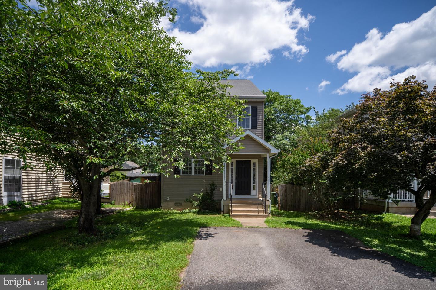 331 THIRD ST, FREDERICKSBURG, Virginia 22408, 3 Bedrooms Bedrooms, ,2 BathroomsBathrooms,Residential,For sale,331 THIRD ST,VASP2033012 MLS # VASP2033012