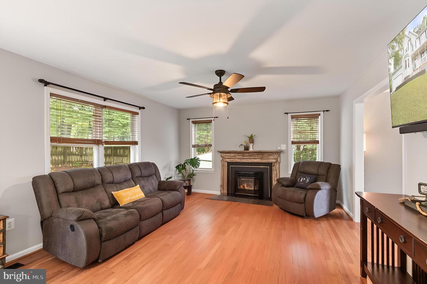 9522 HICKORY HILL DR, FREDERICKSBURG, Virginia 22408, 4 Bedrooms Bedrooms, ,2 BathroomsBathrooms,Residential,For sale,9522 HICKORY HILL DR,VASP2033070 MLS # VASP2033070