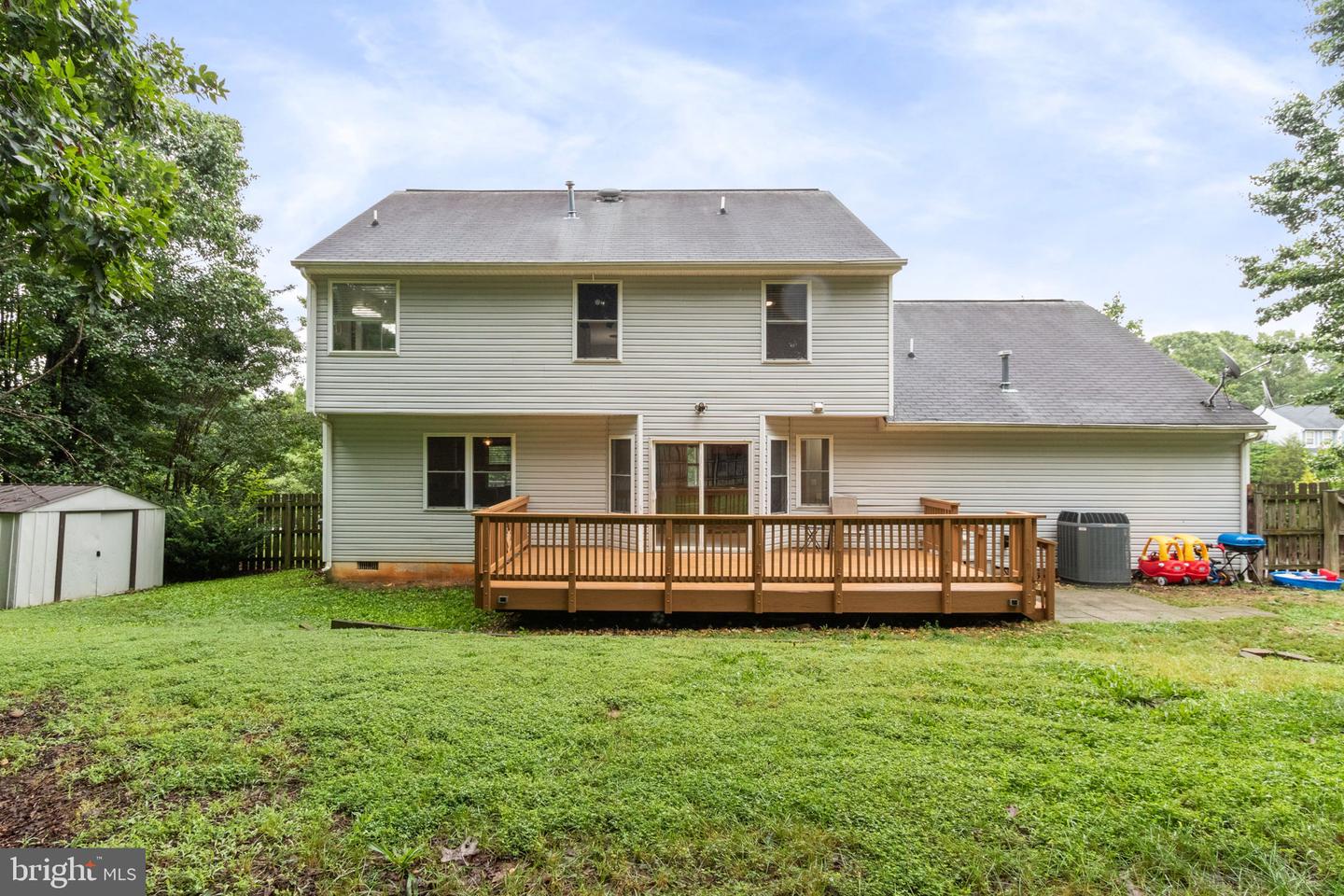 9522 HICKORY HILL DR, FREDERICKSBURG, Virginia 22408, 4 Bedrooms Bedrooms, ,2 BathroomsBathrooms,Residential,For sale,9522 HICKORY HILL DR,VASP2033070 MLS # VASP2033070