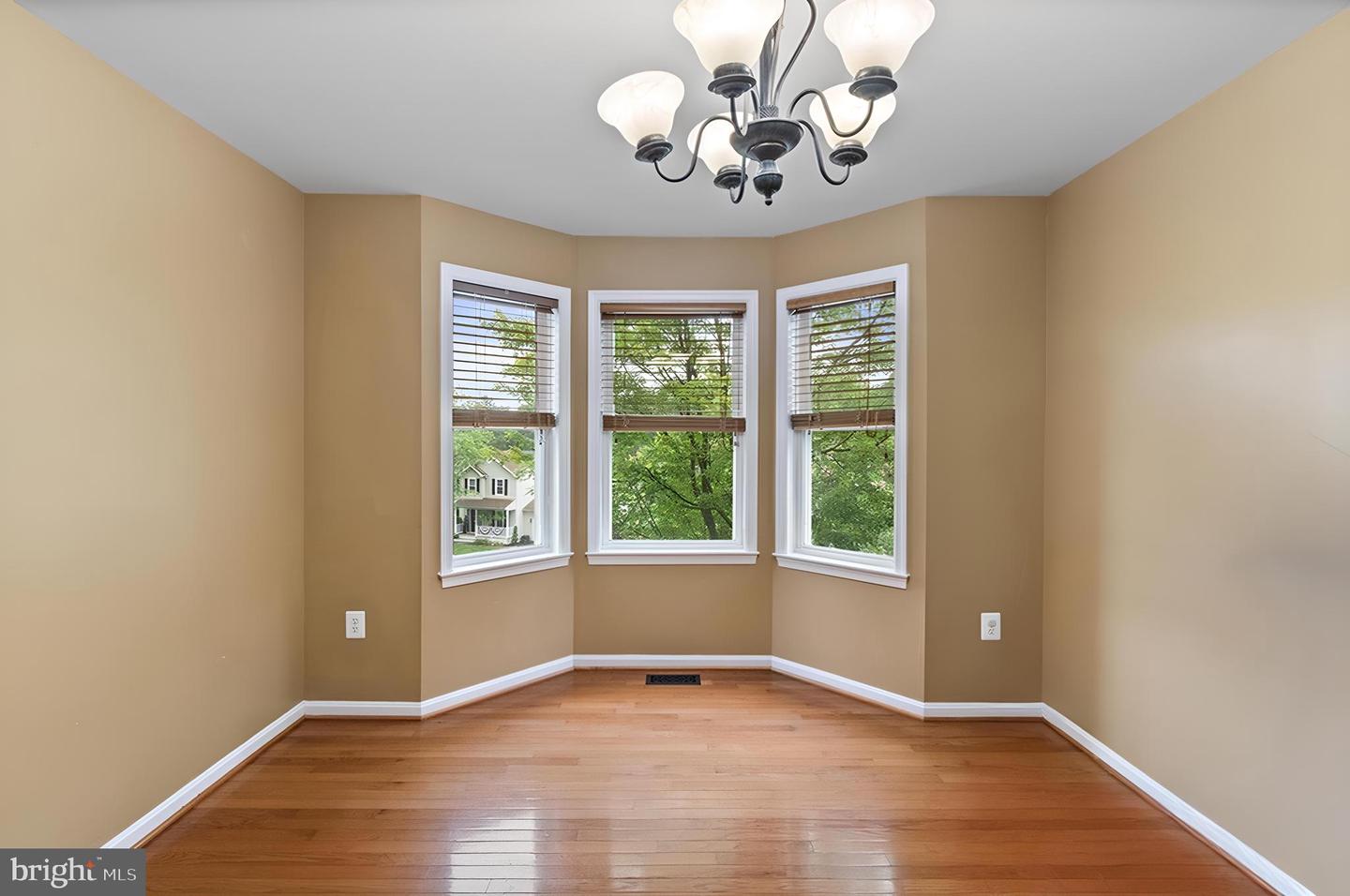 9522 HICKORY HILL DR, FREDERICKSBURG, Virginia 22408, 4 Bedrooms Bedrooms, ,2 BathroomsBathrooms,Residential,For sale,9522 HICKORY HILL DR,VASP2033070 MLS # VASP2033070