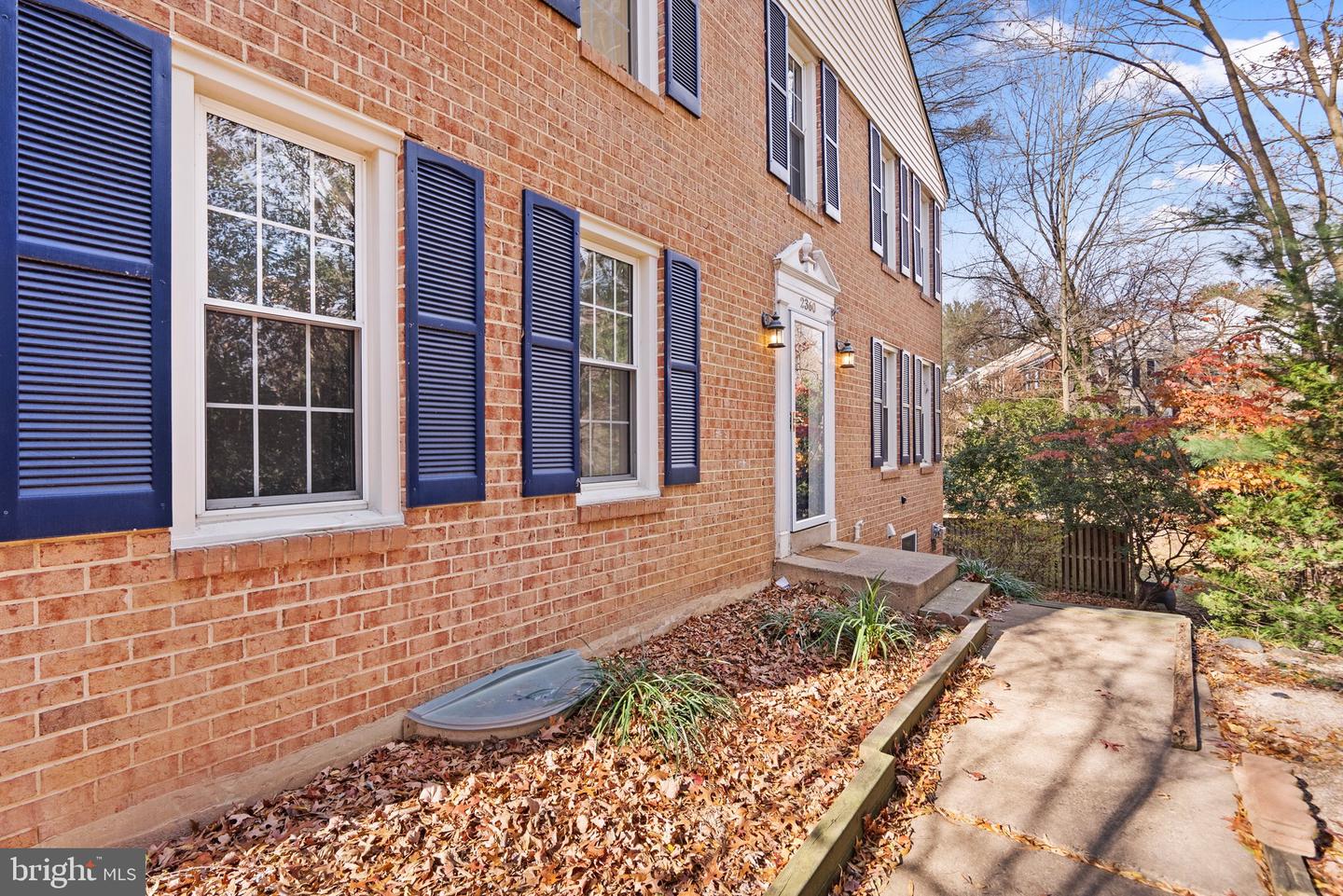 2360 ALBOT RD, RESTON, Virginia 20191, 4 Bedrooms Bedrooms, ,2 BathroomsBathrooms,Residential,For sale,2360 ALBOT RD,VAFX2241332 MLS # VAFX2241332