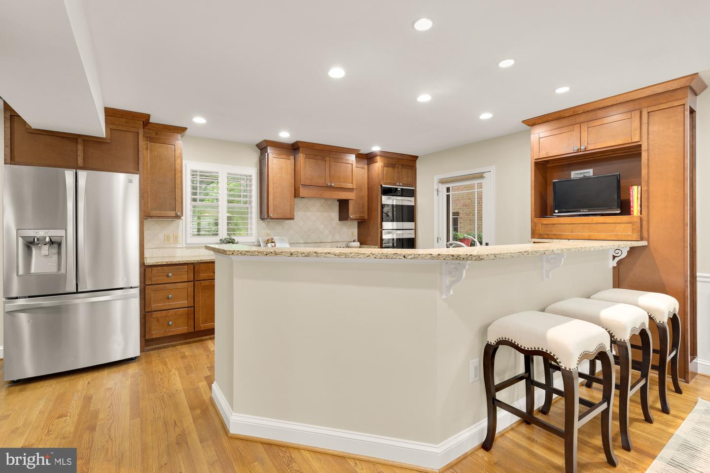 1802 24TH ST S, ARLINGTON, Virginia 22202, 3 Bedrooms Bedrooms, ,3 BathroomsBathrooms,Residential,For sale,1802 24TH ST S,VAAR2057602 MLS # VAAR2057602