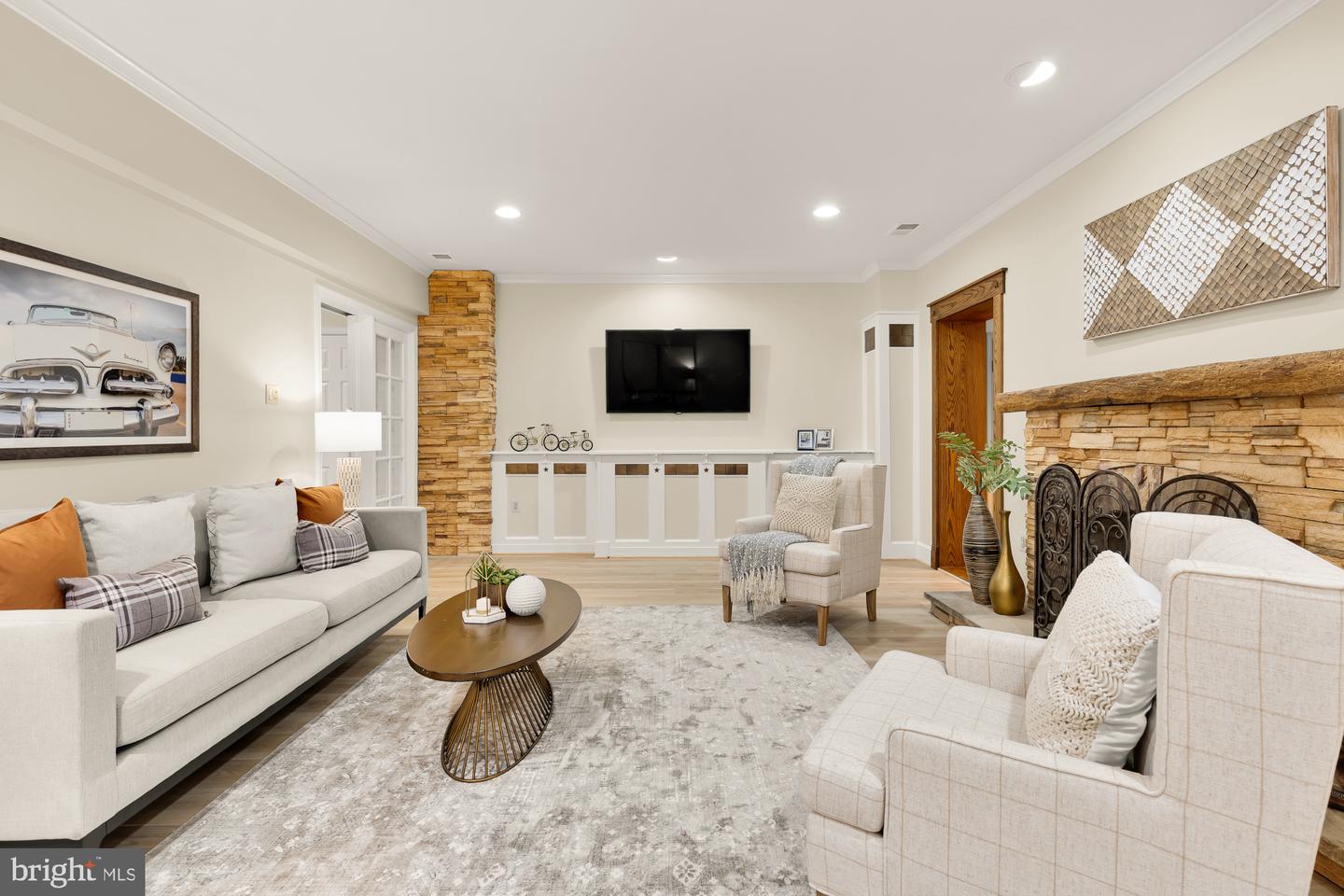 1802 24TH ST S, ARLINGTON, Virginia 22202, 3 Bedrooms Bedrooms, ,3 BathroomsBathrooms,Residential,For sale,1802 24TH ST S,VAAR2057602 MLS # VAAR2057602
