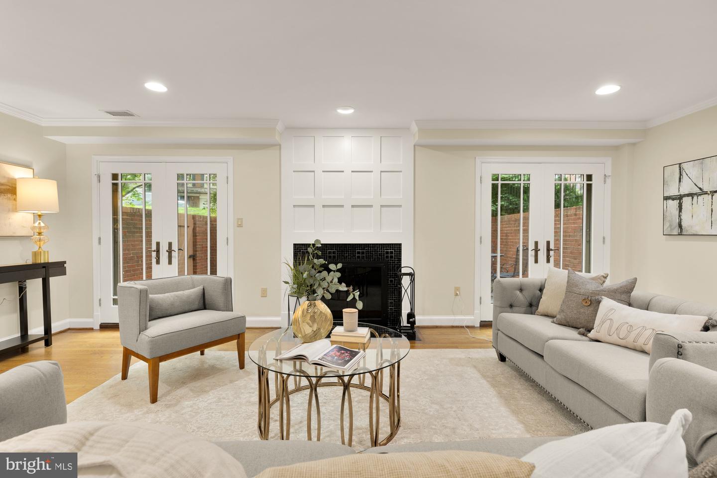 1802 24TH ST S, ARLINGTON, Virginia 22202, 3 Bedrooms Bedrooms, ,3 BathroomsBathrooms,Residential,For sale,1802 24TH ST S,VAAR2057602 MLS # VAAR2057602