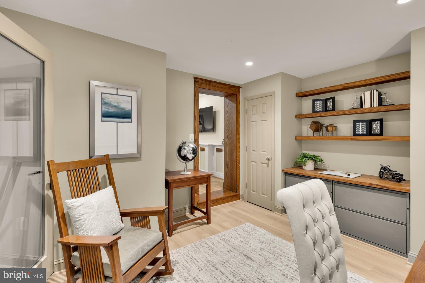 1802 24TH ST S, ARLINGTON, Virginia 22202, 3 Bedrooms Bedrooms, ,3 BathroomsBathrooms,Residential,For sale,1802 24TH ST S,VAAR2057602 MLS # VAAR2057602