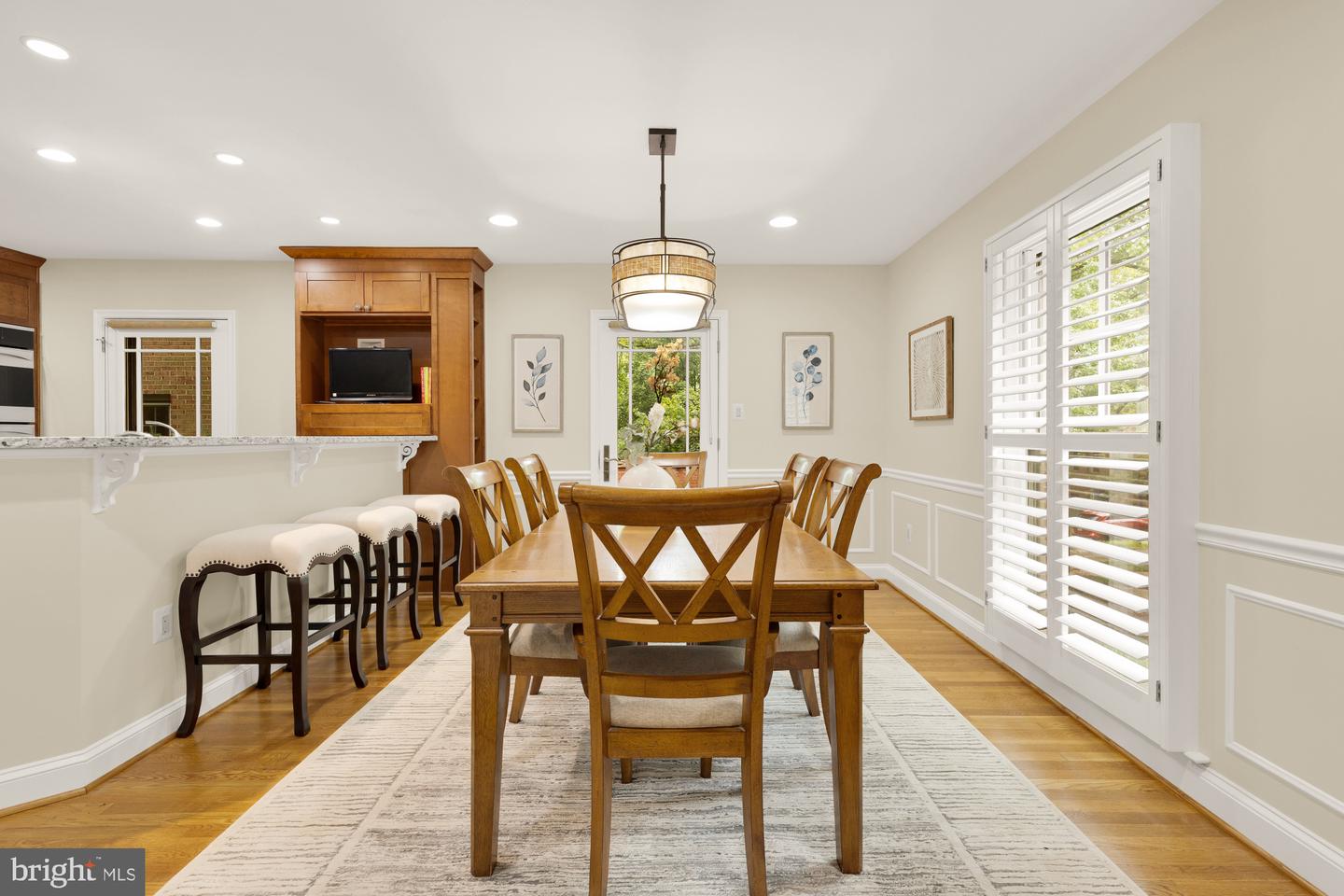 1802 24TH ST S, ARLINGTON, Virginia 22202, 3 Bedrooms Bedrooms, ,3 BathroomsBathrooms,Residential,For sale,1802 24TH ST S,VAAR2057602 MLS # VAAR2057602