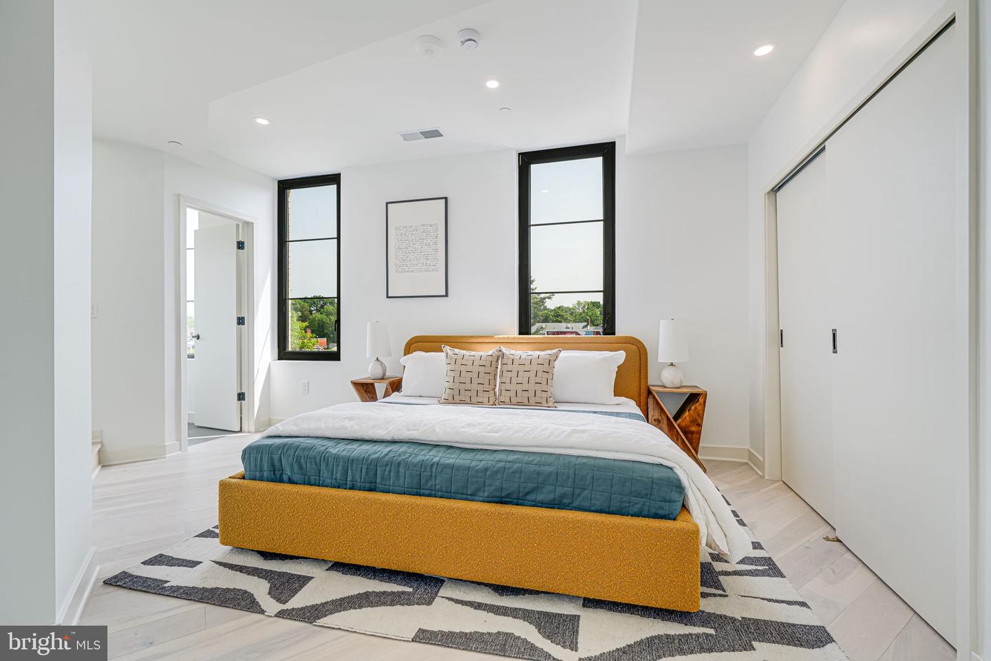 2901 NEWARK ST NW, WASHINGTON, District Of Columbia 20008, 2 Bedrooms Bedrooms, ,2 BathroomsBathrooms,Residential,For sale,2901 NEWARK ST NW,DCDC2201556 MLS # DCDC2201556
